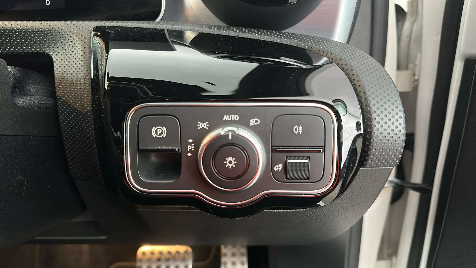 2019 MERCEDES-BENZ A CLASS 2019 MERCEDES-BENZ A CLASS