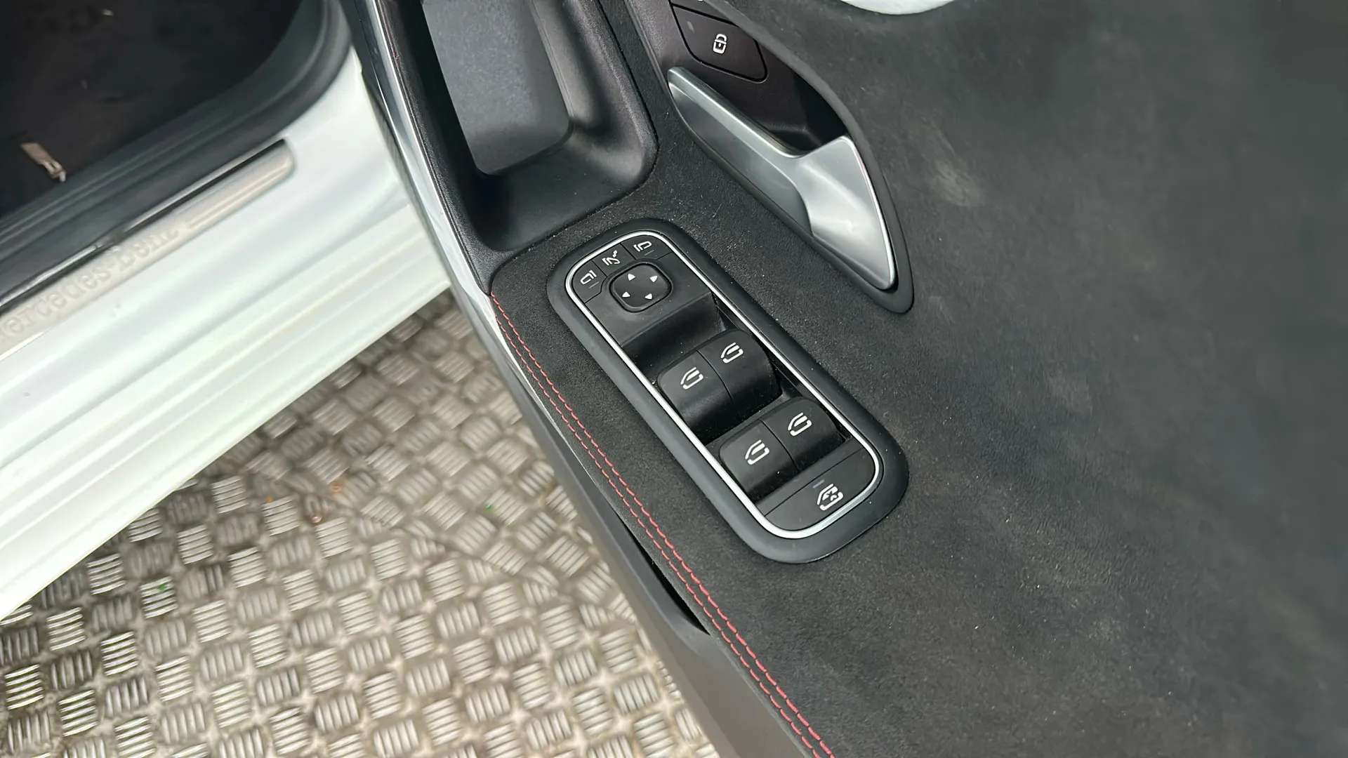 2019 MERCEDES-BENZ A CLASS 2019 MERCEDES-BENZ A CLASS
