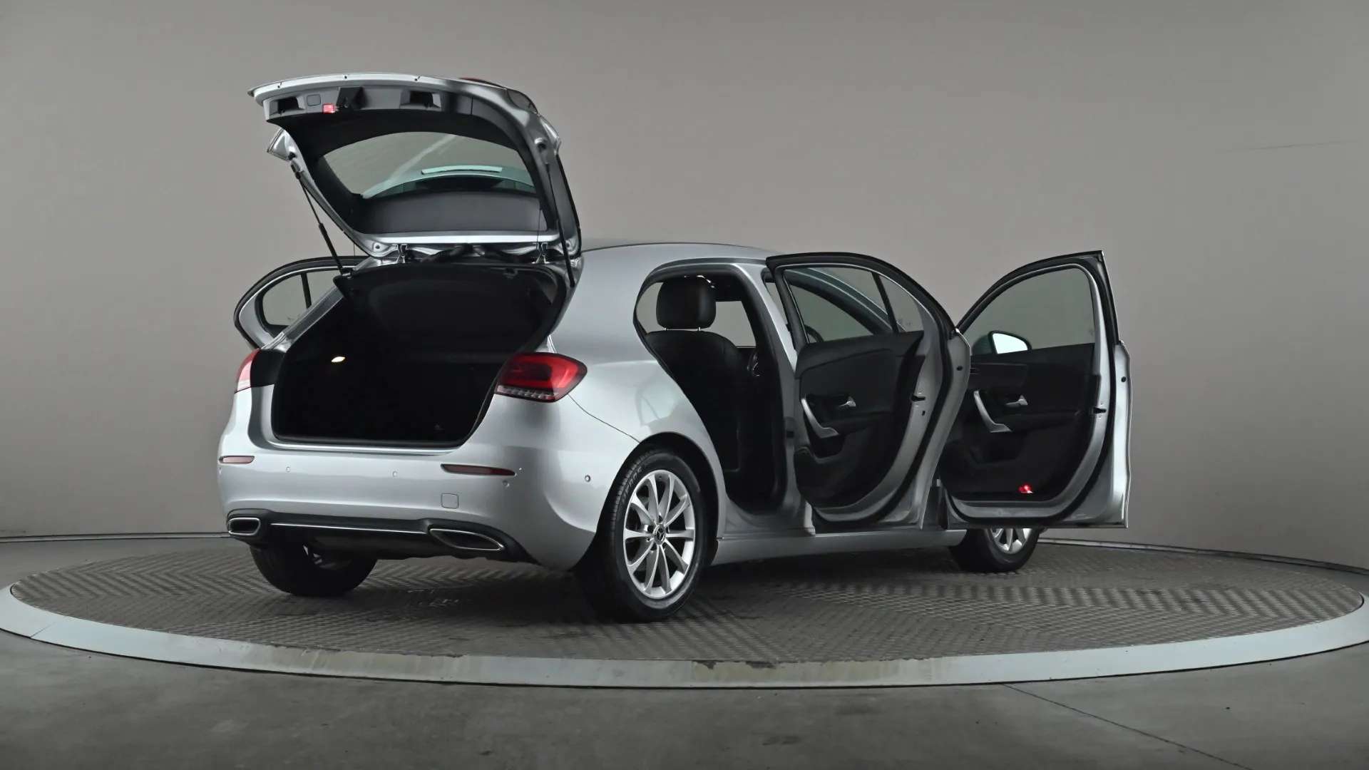 2020 MERCEDES-BENZ A CLASS 2020 MERCEDES-BENZ A CLASS