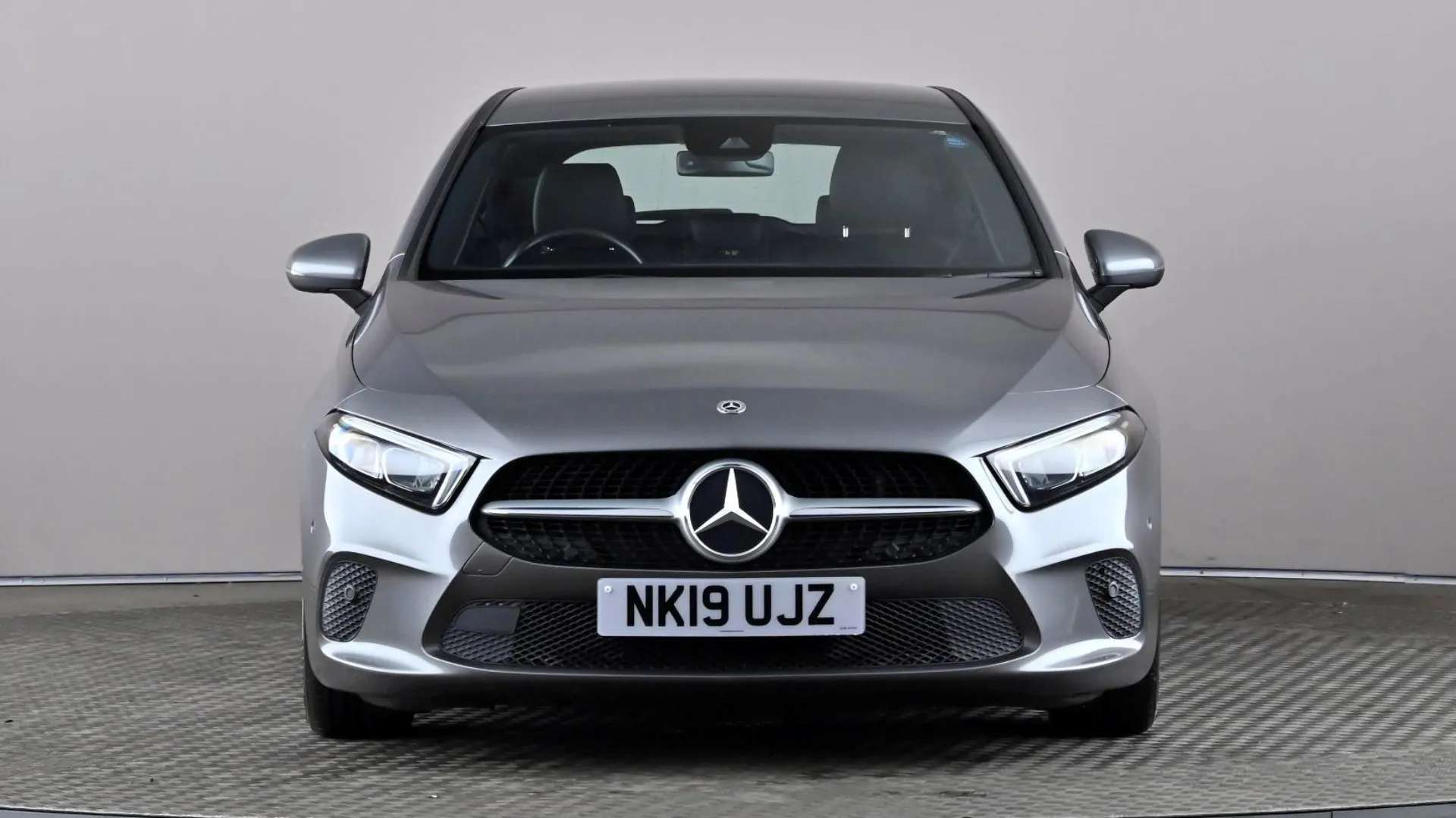 A 2019 MERCEDES-BENZ A CLASS A180 Sport Executive Auto A 2019 MERCEDES-BENZ A CLASS A180 Sport Executive Auto
