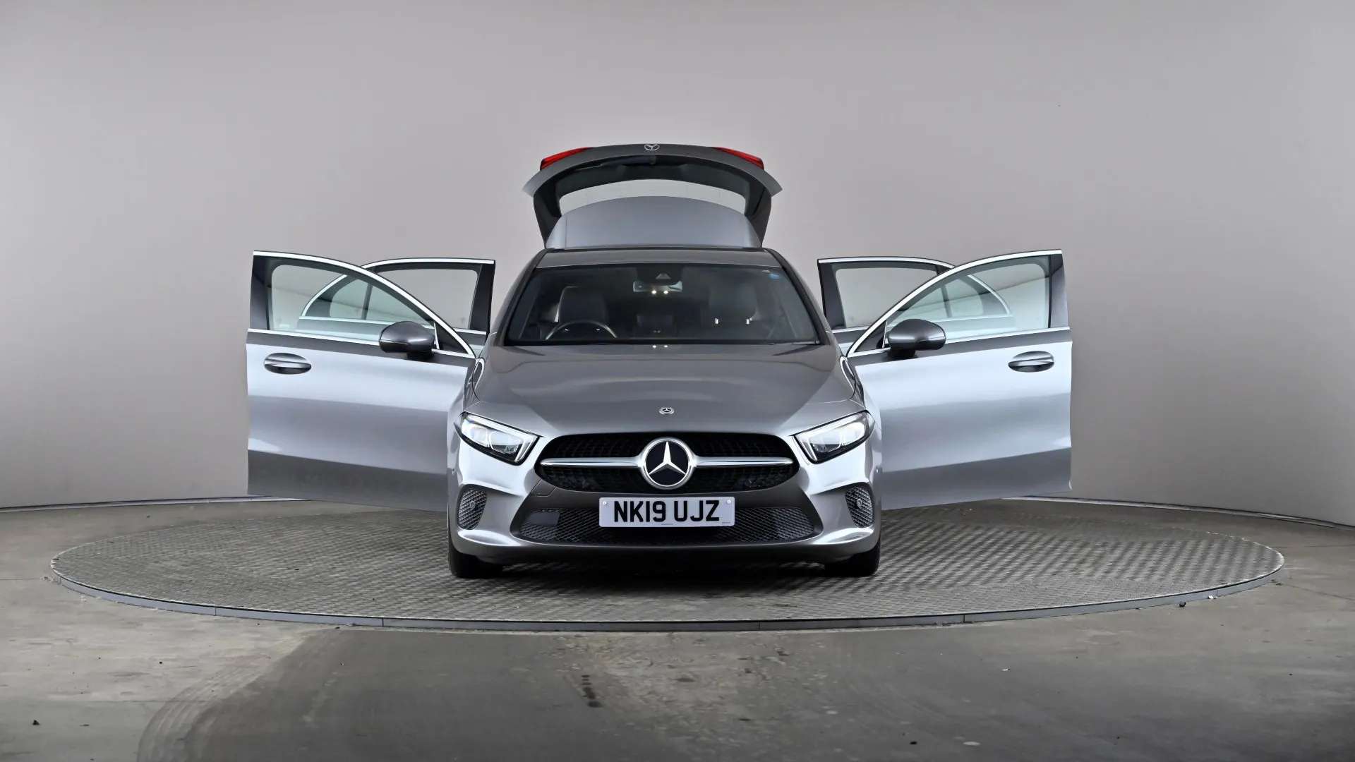 2019 MERCEDES-BENZ A CLASS 2019 MERCEDES-BENZ A CLASS