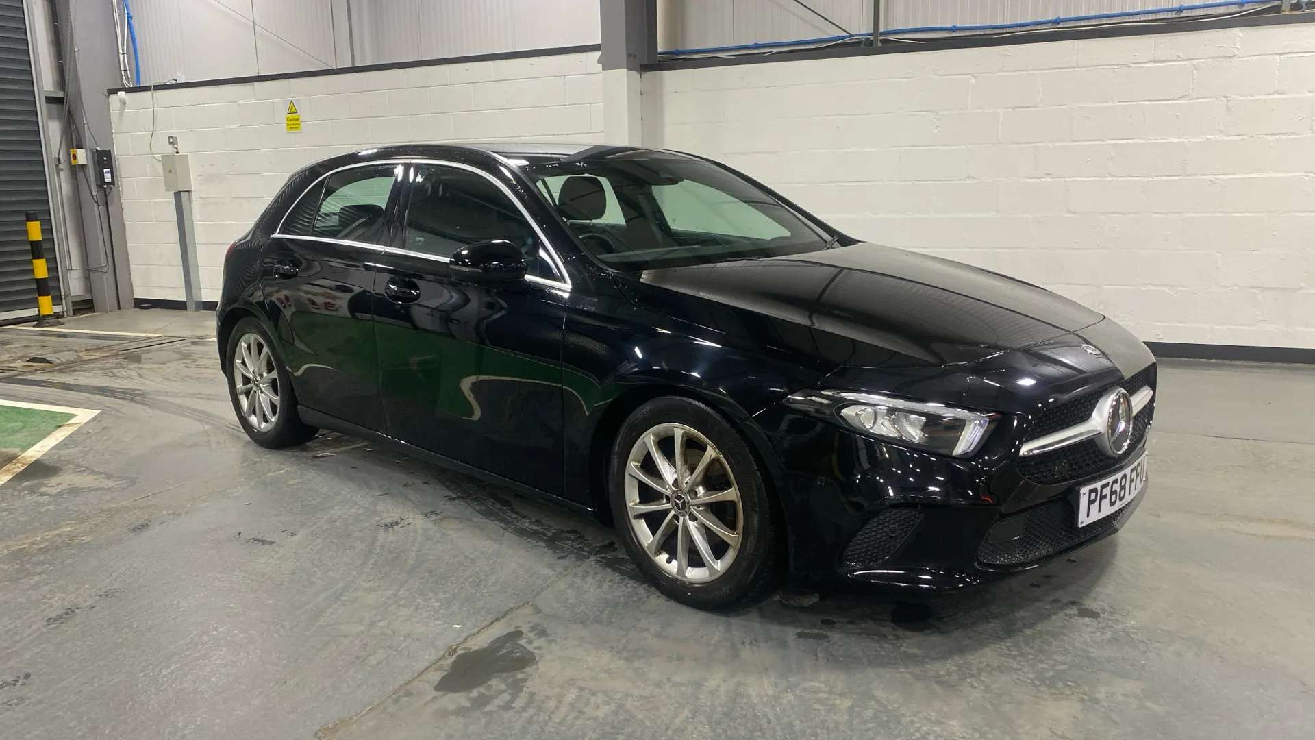 A 2018 MERCEDES-BENZ A CLASS A180d Sport Executive Auto A 2018 MERCEDES-BENZ A CLASS A180d Sport Executive Auto