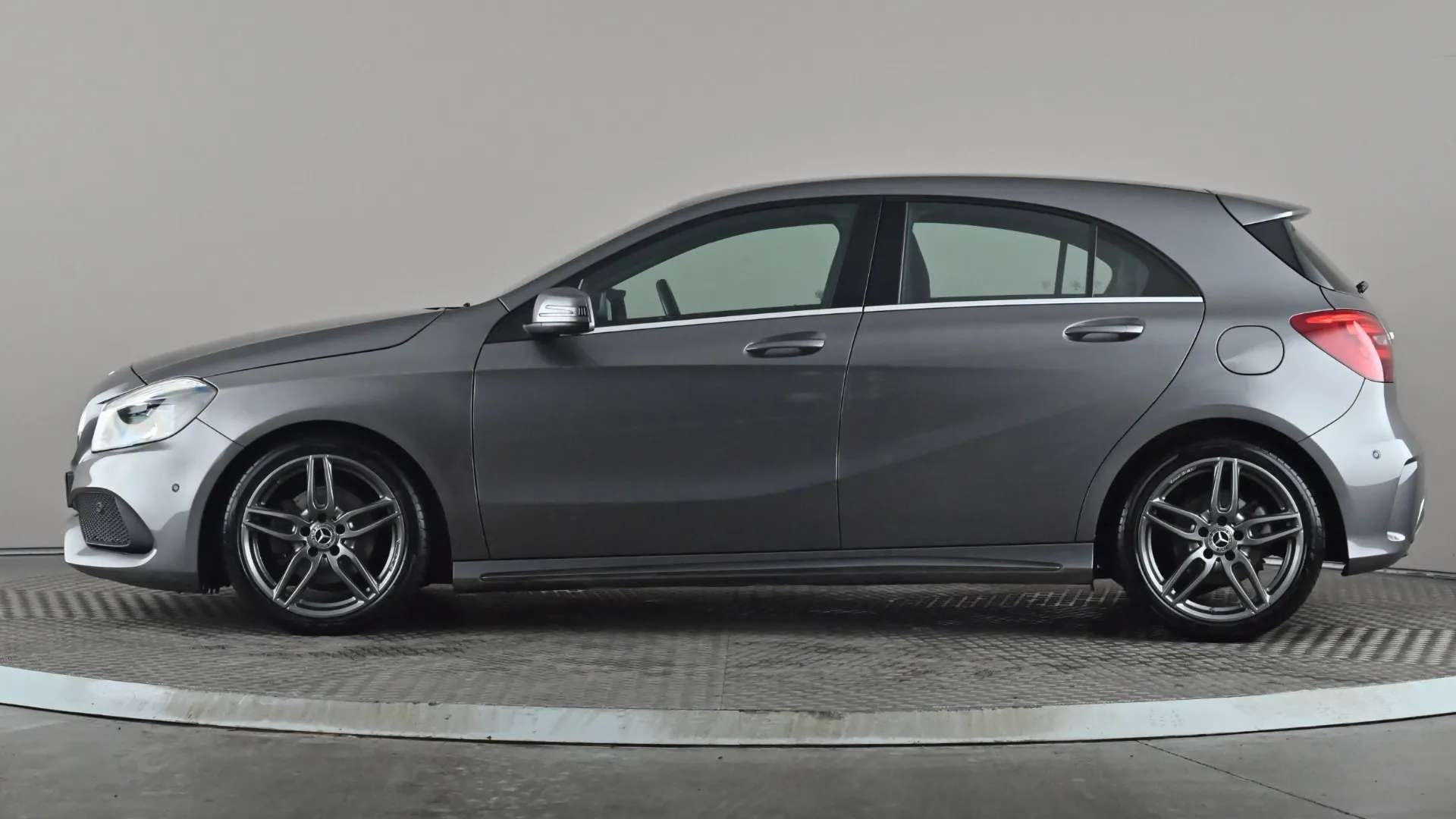 A 2018 MERCEDES-BENZ A CLASS A180 AMG Line Executive Auto A 2018 MERCEDES-BENZ A CLASS A180 AMG Line Executive Auto