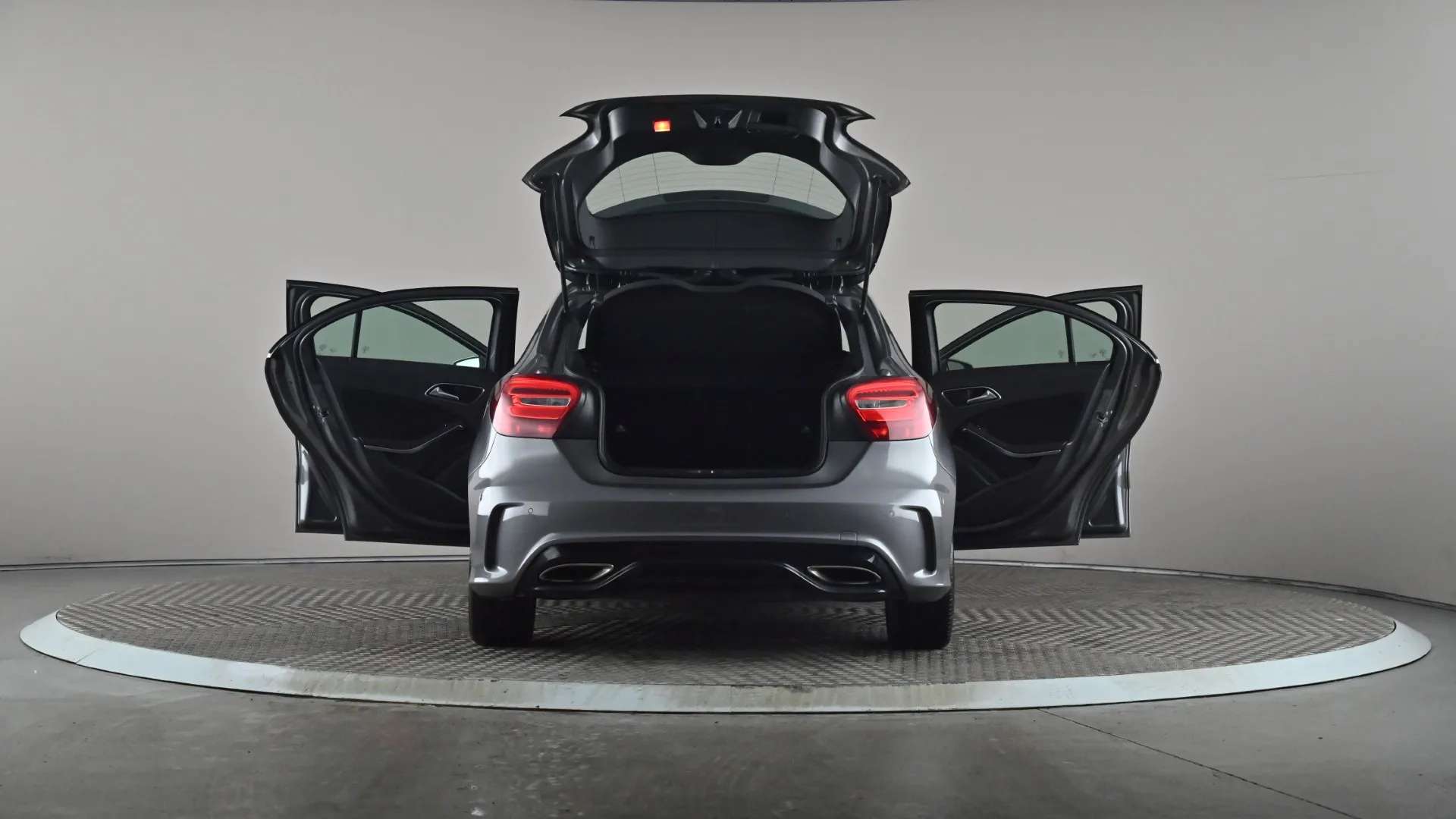 2018 MERCEDES-BENZ A CLASS 2018 MERCEDES-BENZ A CLASS