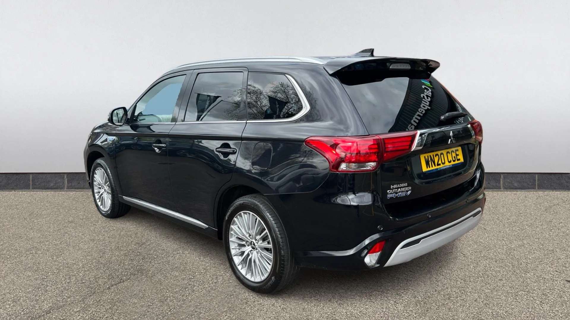 A 2020 MITSUBISHI OUTLANDER 2.4 PHEV Exceed Safety Auto A 2020 MITSUBISHI OUTLANDER 2.4 PHEV Exceed Safety Auto