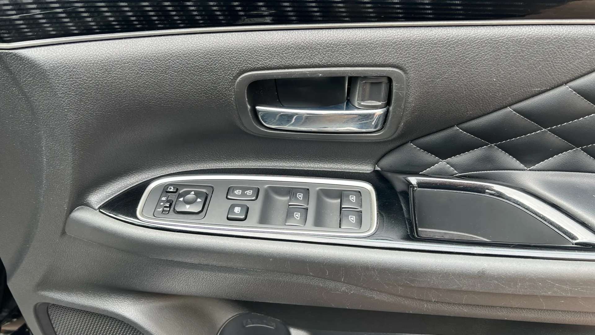 2020 MITSUBISHI OUTLANDER 2020 MITSUBISHI OUTLANDER