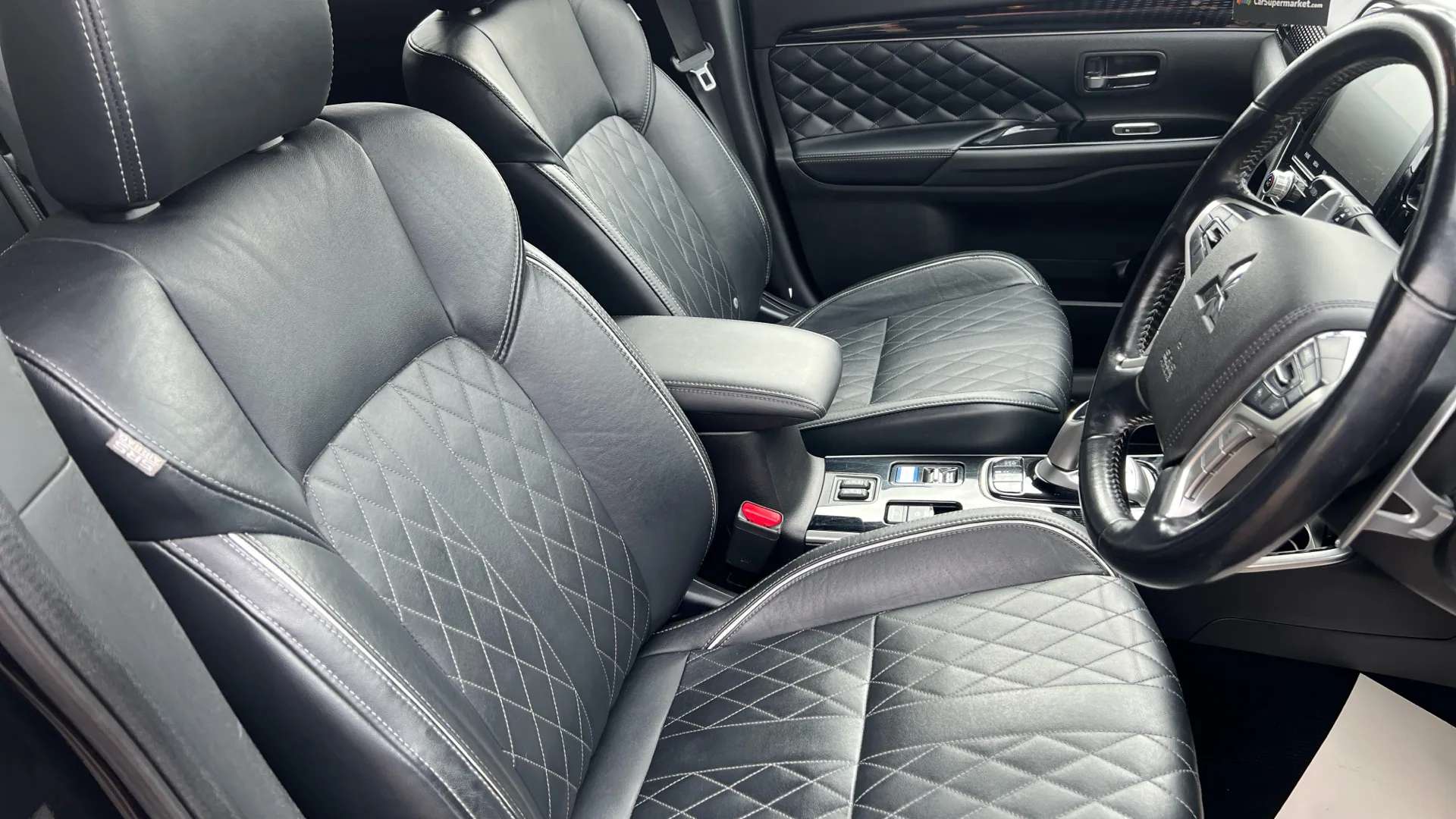 2020 MITSUBISHI OUTLANDER 2020 MITSUBISHI OUTLANDER