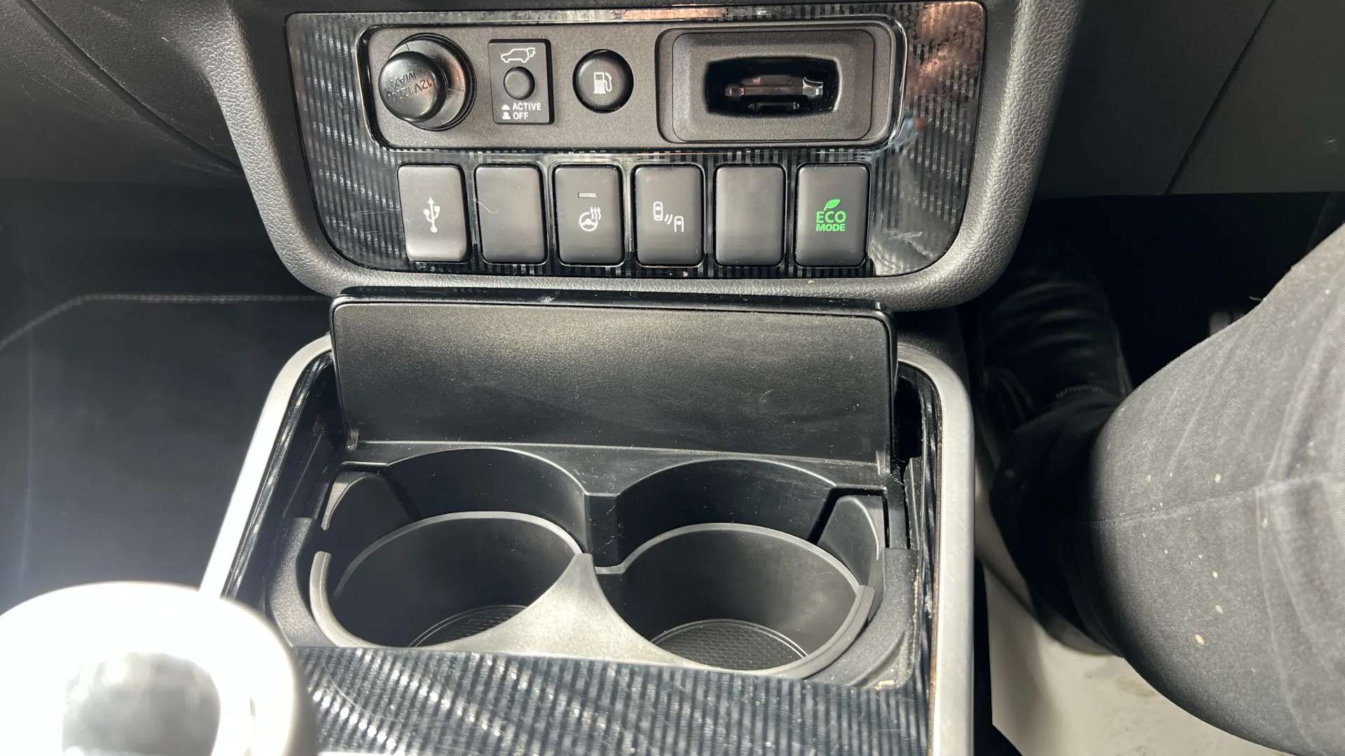 2020 MITSUBISHI OUTLANDER 2020 MITSUBISHI OUTLANDER