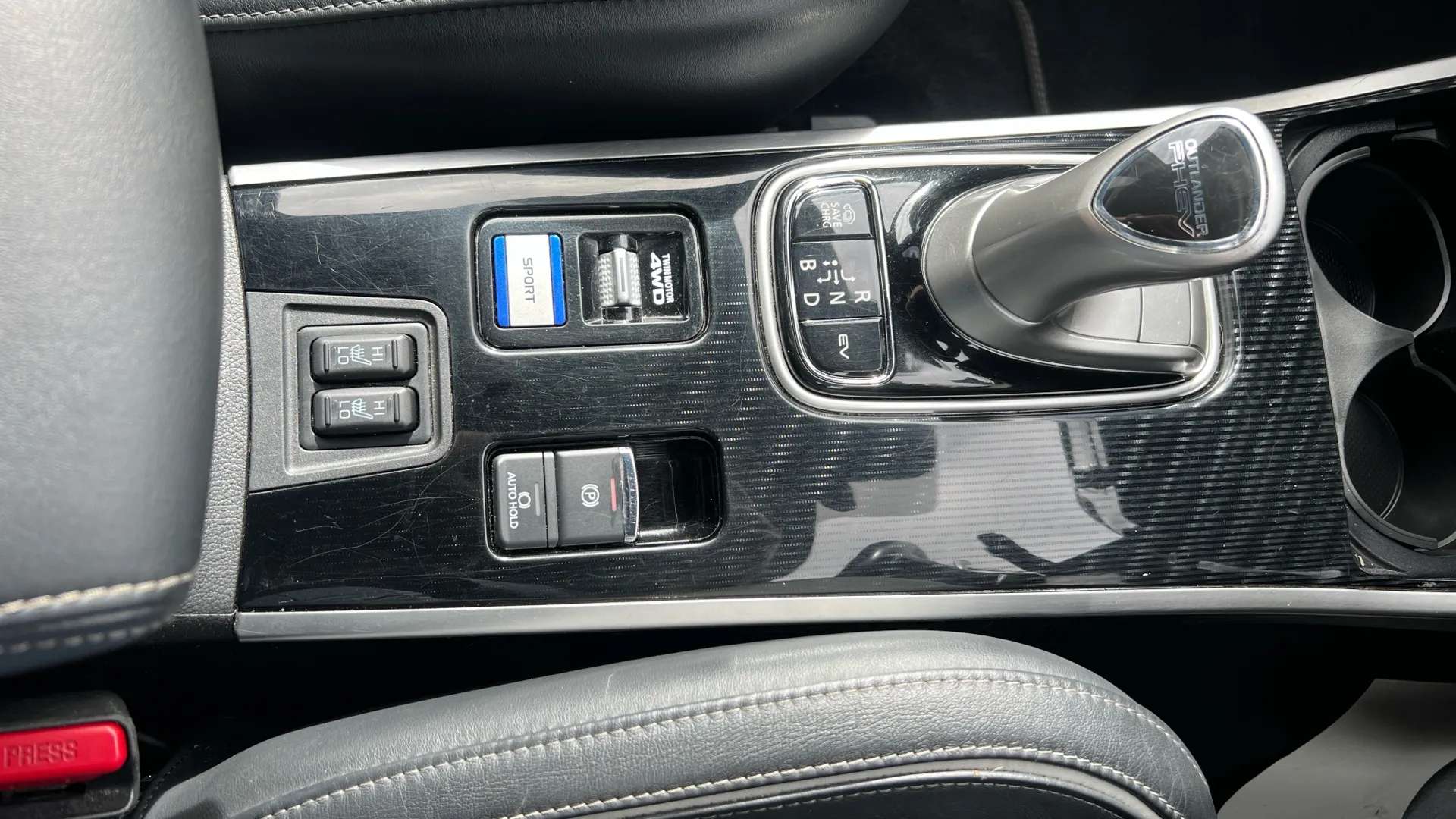 2020 MITSUBISHI OUTLANDER 2020 MITSUBISHI OUTLANDER