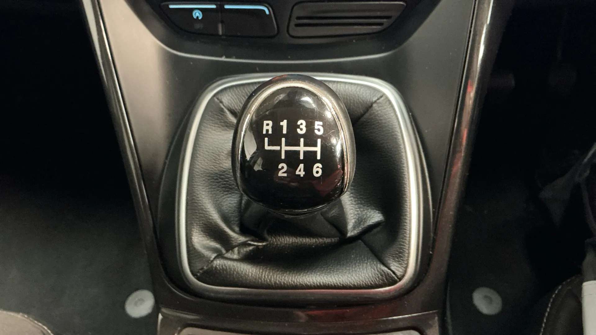 2019 FORD KUGA 2019 FORD KUGA