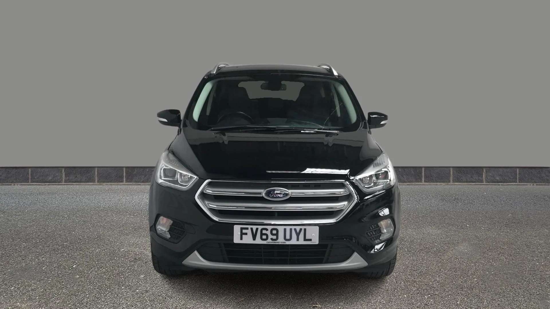 A 2019 FORD KUGA 2.0 TDCi Titanium Edition 2WD A 2019 FORD KUGA 2.0 TDCi Titanium Edition 2WD