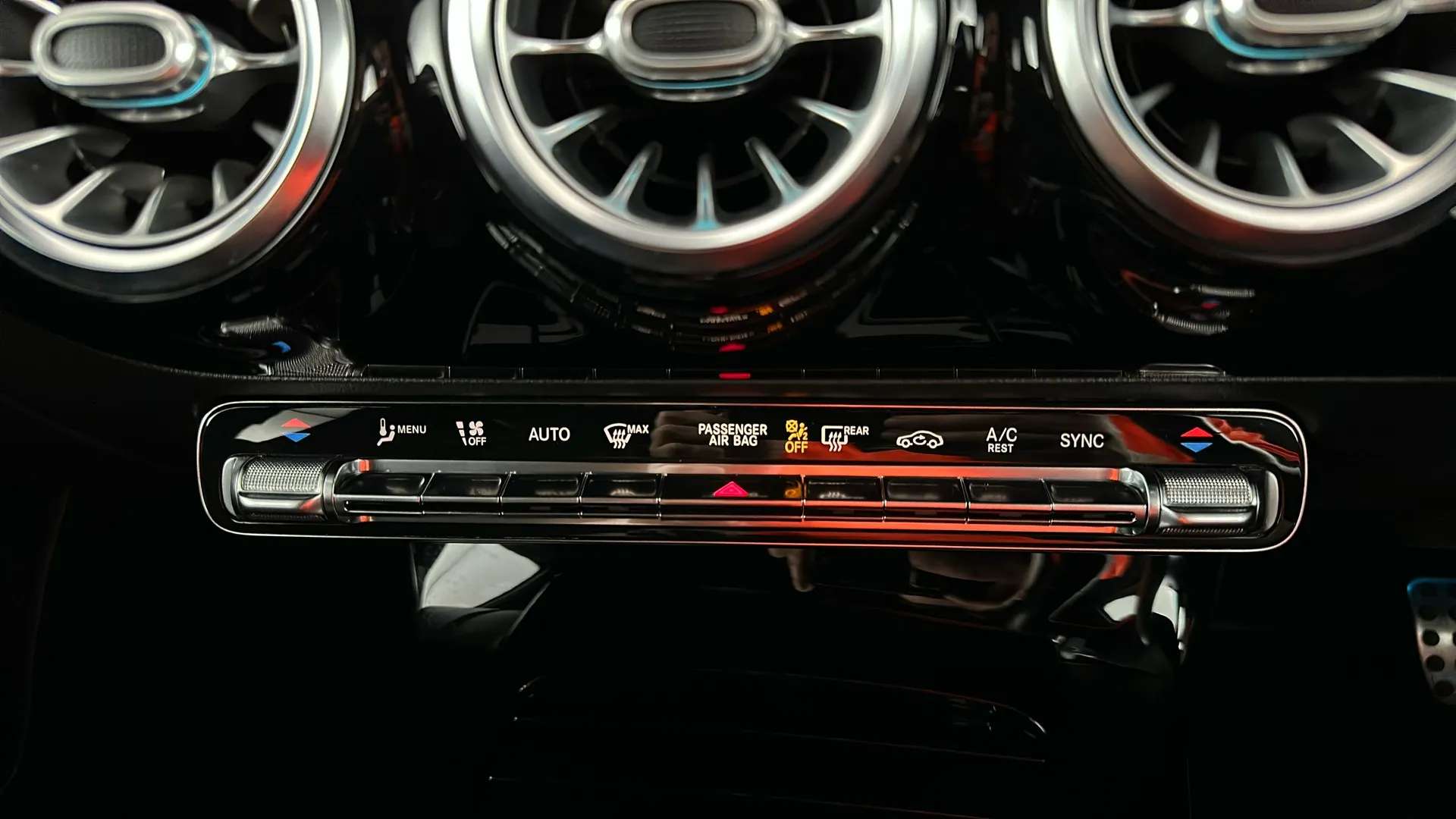 2021 MERCEDES-BENZ A CLASS 2021 MERCEDES-BENZ A CLASS