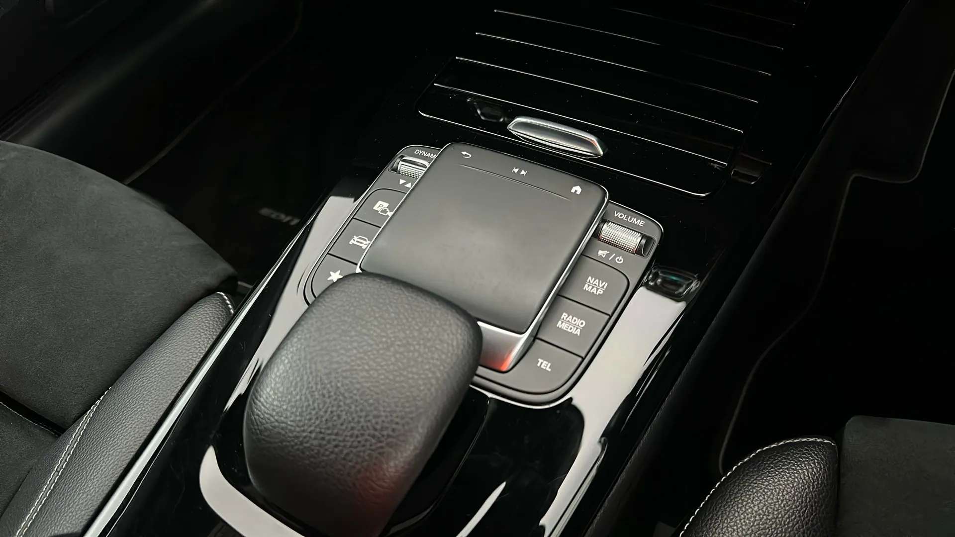 2021 MERCEDES-BENZ A CLASS 2021 MERCEDES-BENZ A CLASS