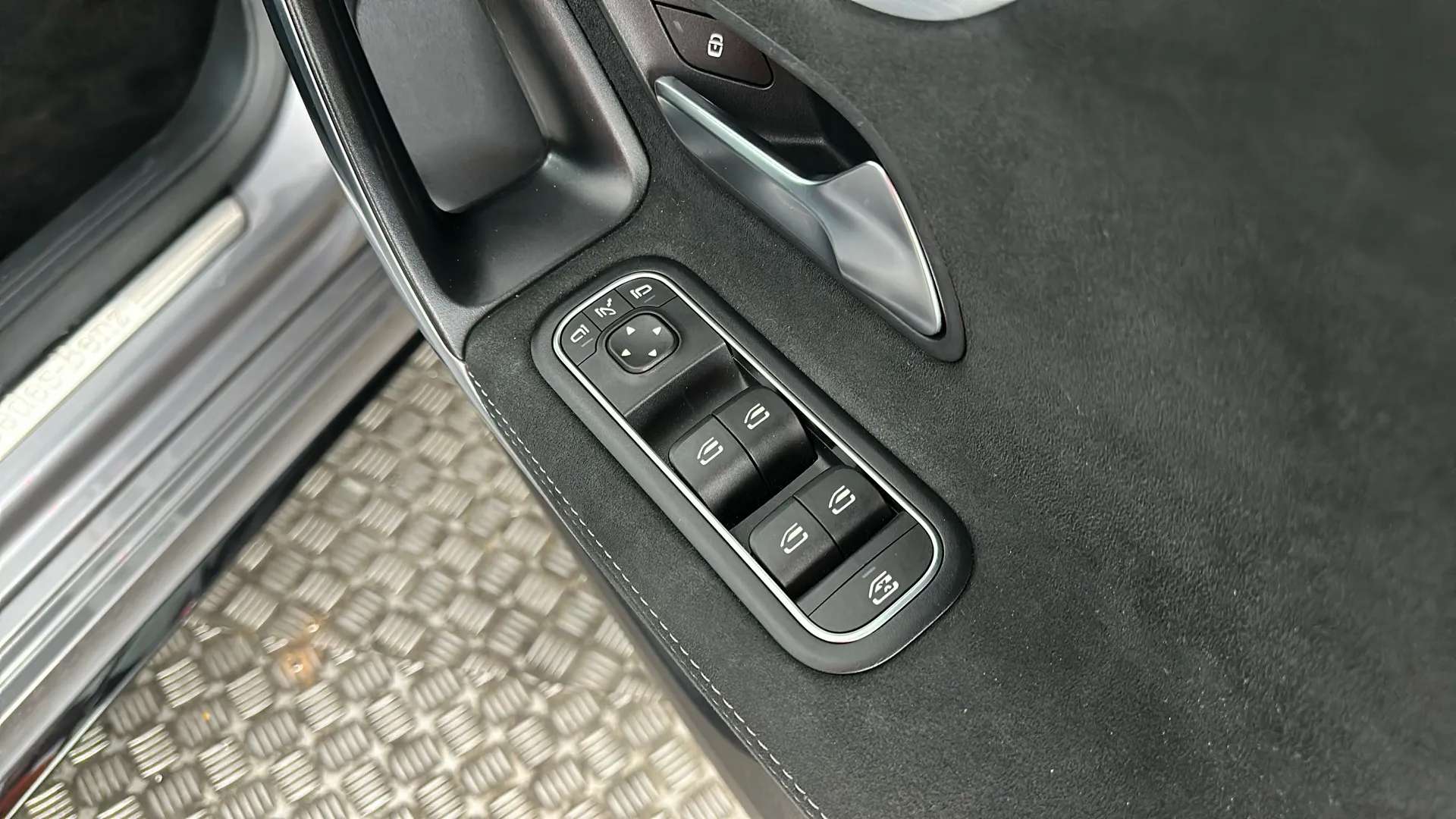 2021 MERCEDES-BENZ A CLASS 2021 MERCEDES-BENZ A CLASS