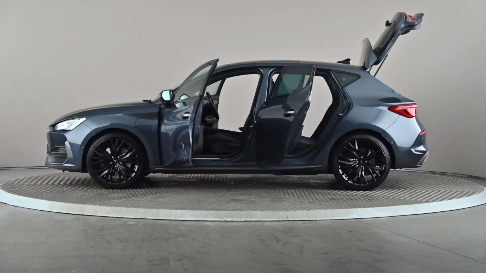 2024 CUPRA LEON 2024 CUPRA LEON