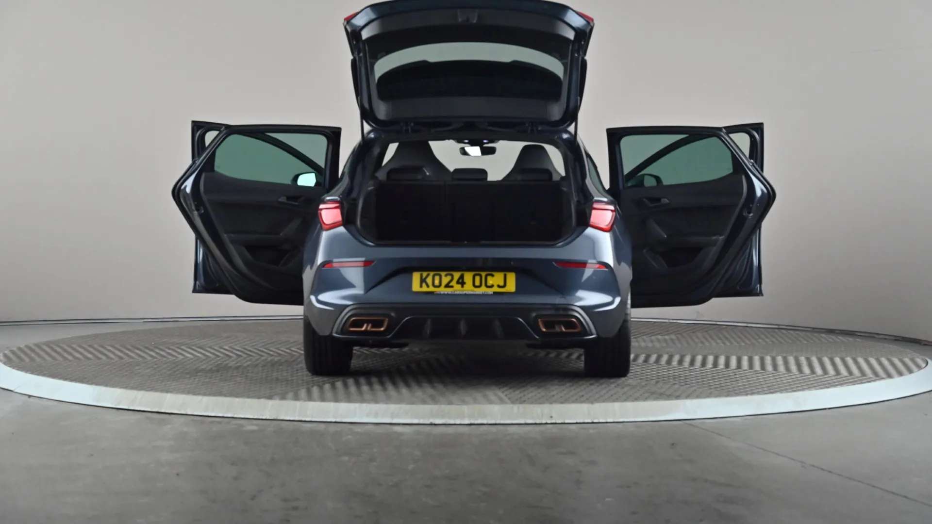 2024 CUPRA LEON 2024 CUPRA LEON