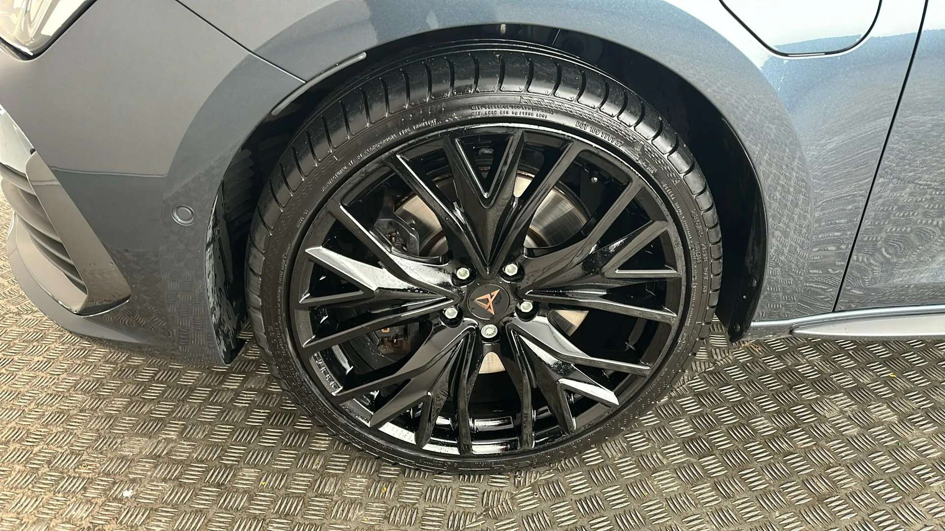 2024 CUPRA LEON 2024 CUPRA LEON