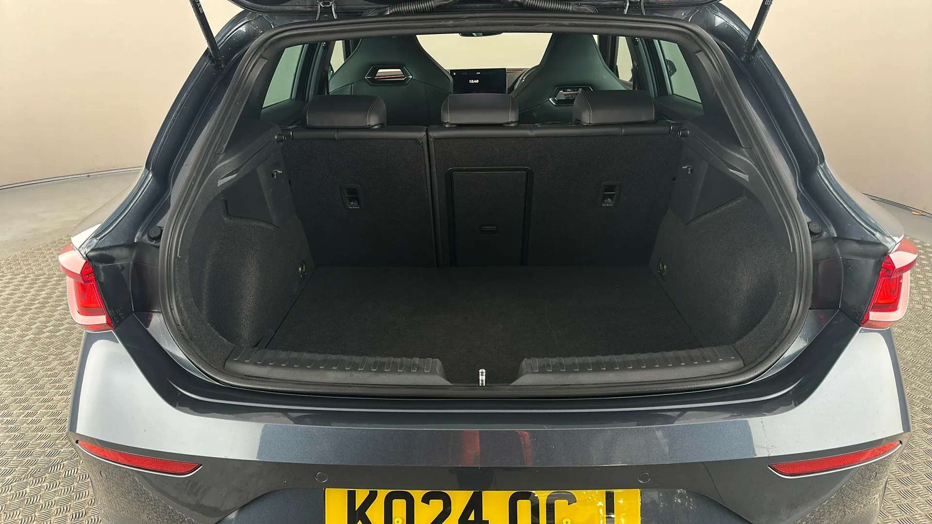 2024 CUPRA LEON 2024 CUPRA LEON