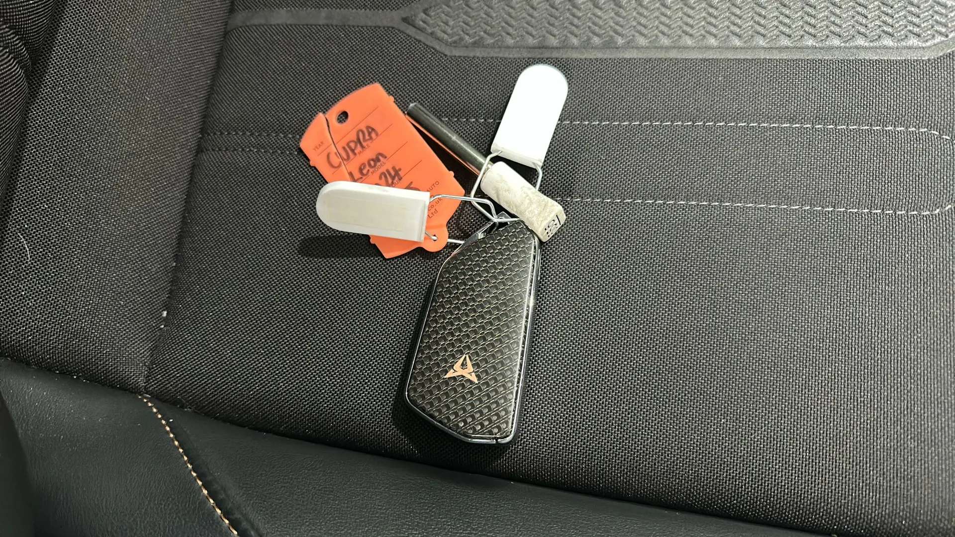 2024 CUPRA LEON 2024 CUPRA LEON