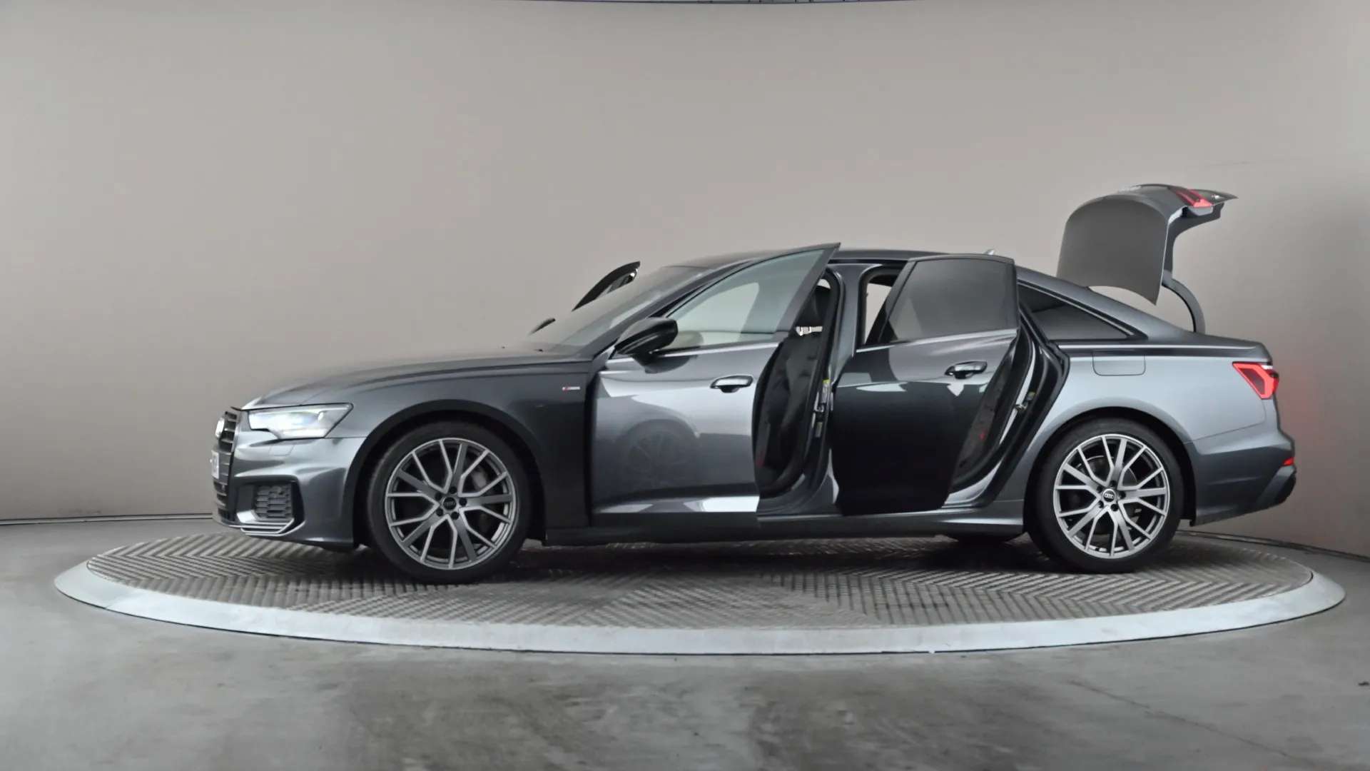 2022 AUDI A6 2022 AUDI A6