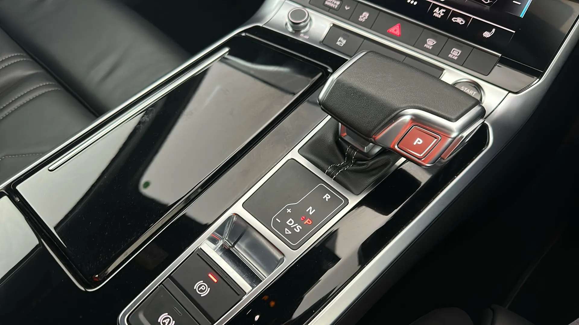 2022 AUDI A6 2022 AUDI A6