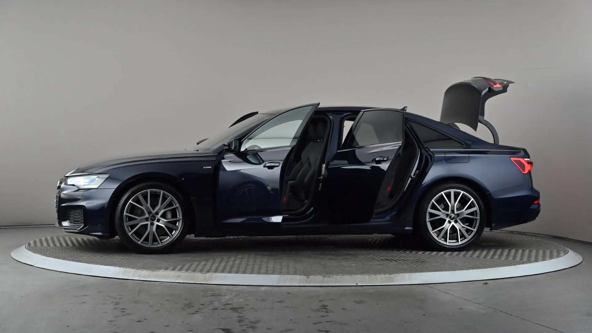 2023 AUDI A6 2023 AUDI A6