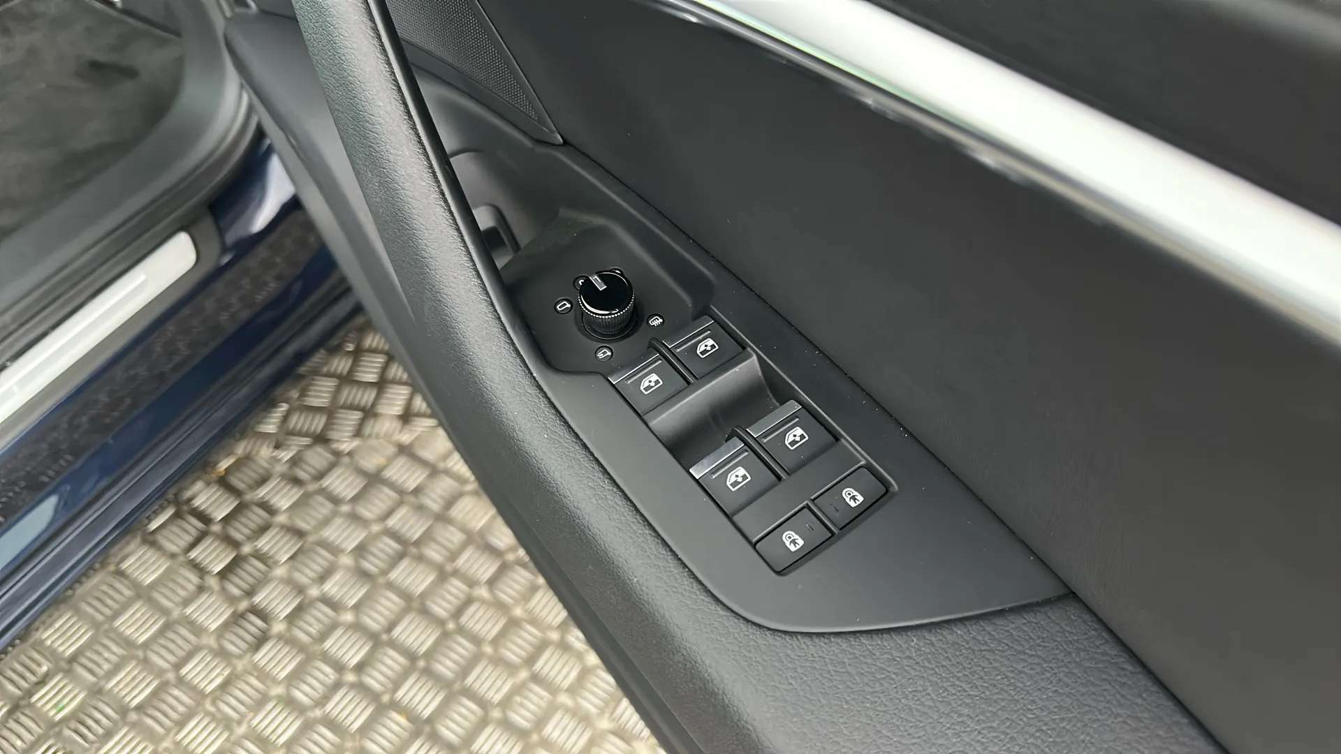 2023 AUDI A6 2023 AUDI A6