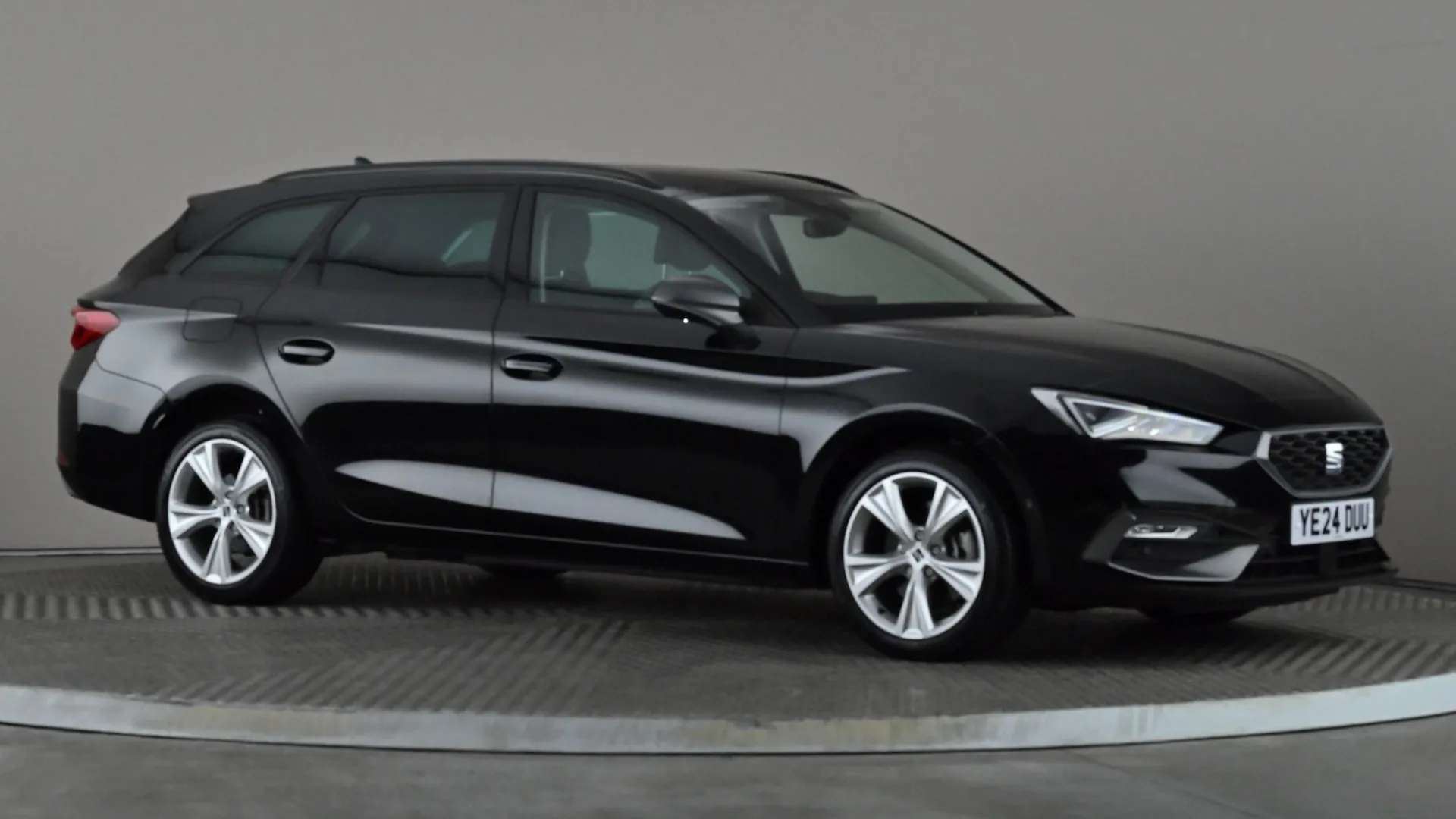 A 2024 SEAT LEON 1.4 eHybrid FR DSG A 2024 SEAT LEON 1.4 eHybrid FR DSG