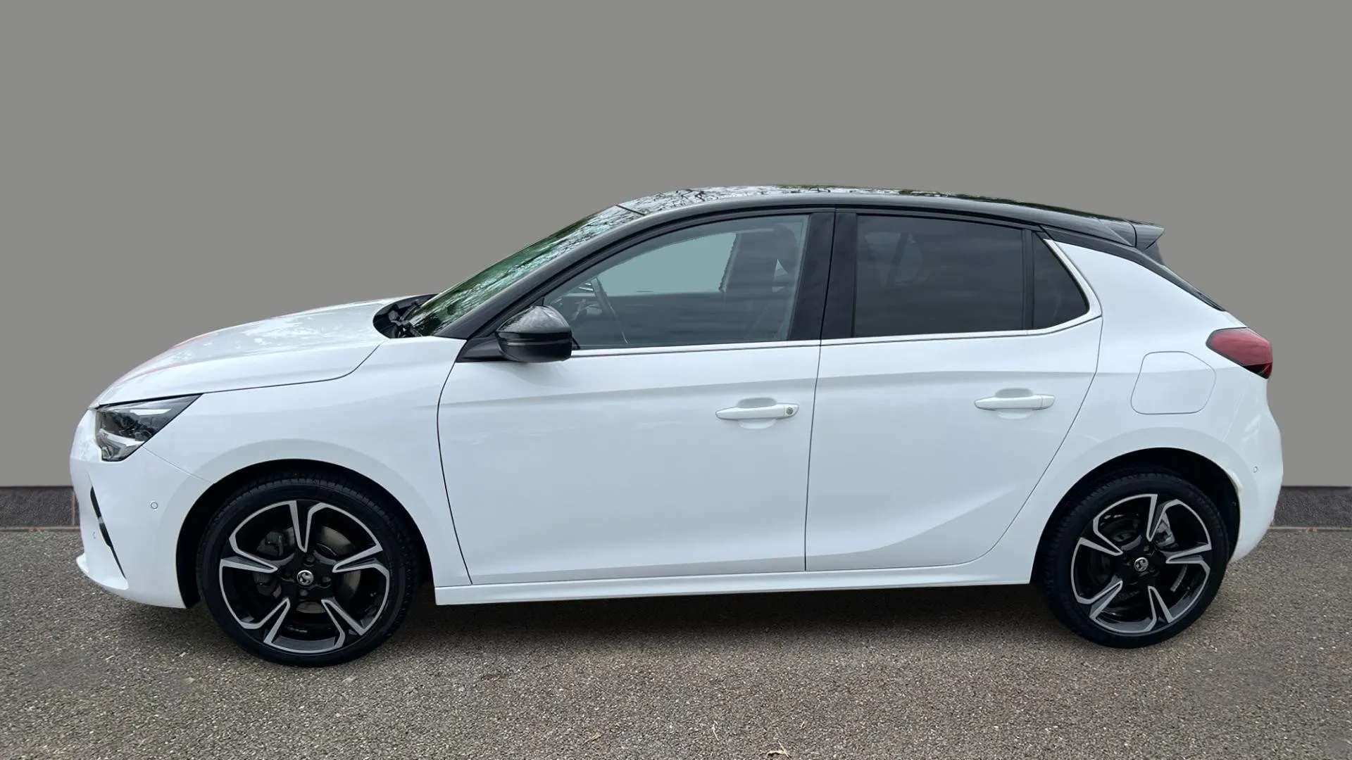 A 2022 VAUXHALL CORSA 1.2 Turbo Elite Edition A 2022 VAUXHALL CORSA 1.2 Turbo Elite Edition