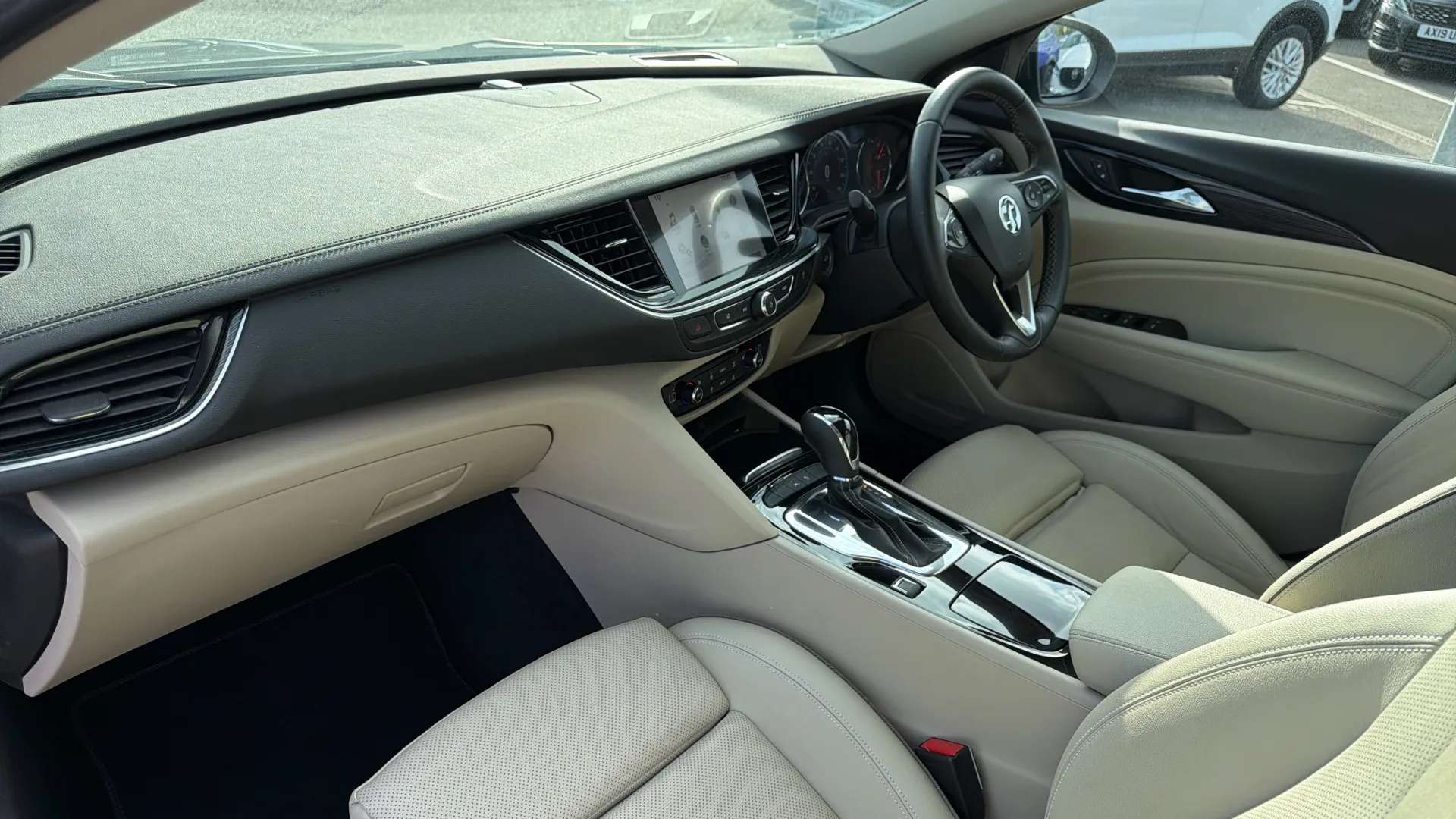 2018 VAUXHALL INSIGNIA GRAND SPORT 2018 VAUXHALL INSIGNIA GRAND SPORT