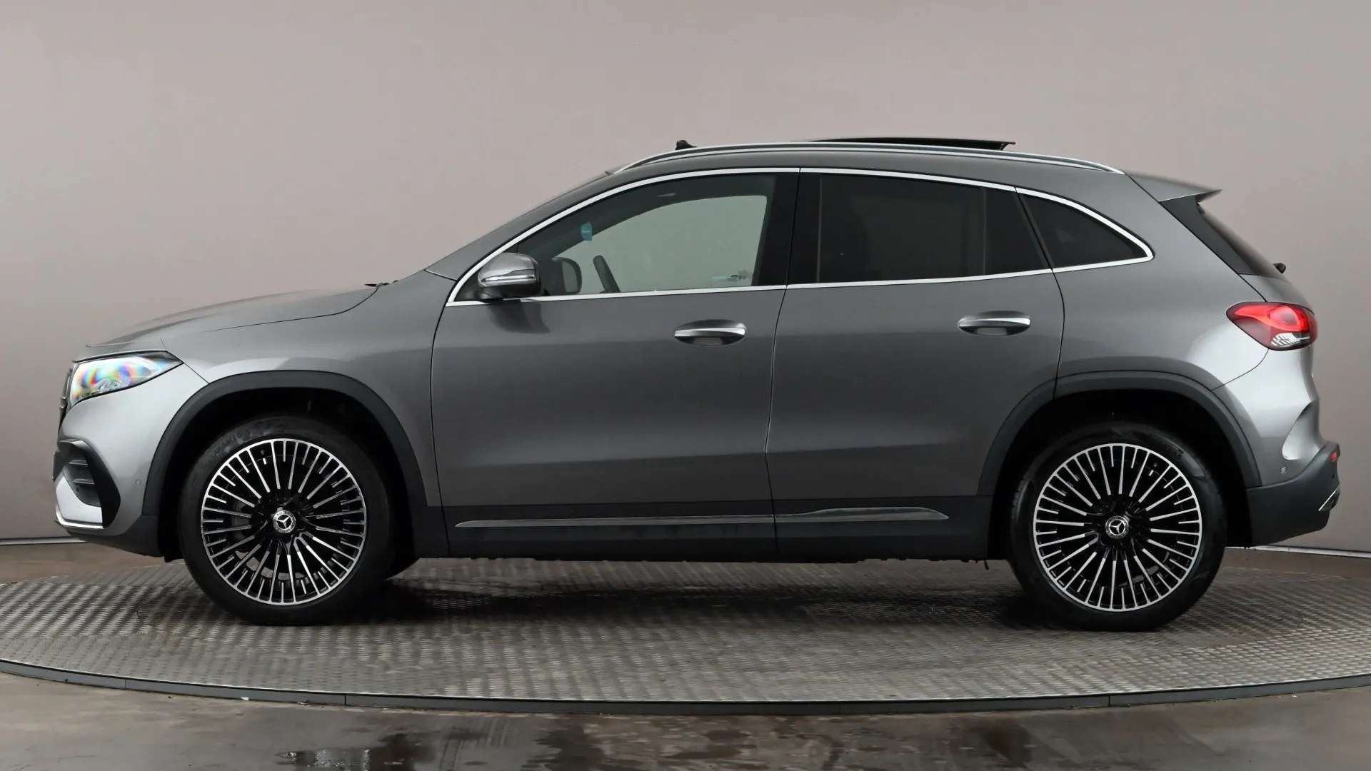 A 2023 MERCEDES-BENZ EQA EQA 350 4M 215kW AMG Line Prem+ 66.5kWh Auto A 2023 MERCEDES-BENZ EQA EQA 350 4M 215kW AMG Line Prem+ 66.5kWh Auto