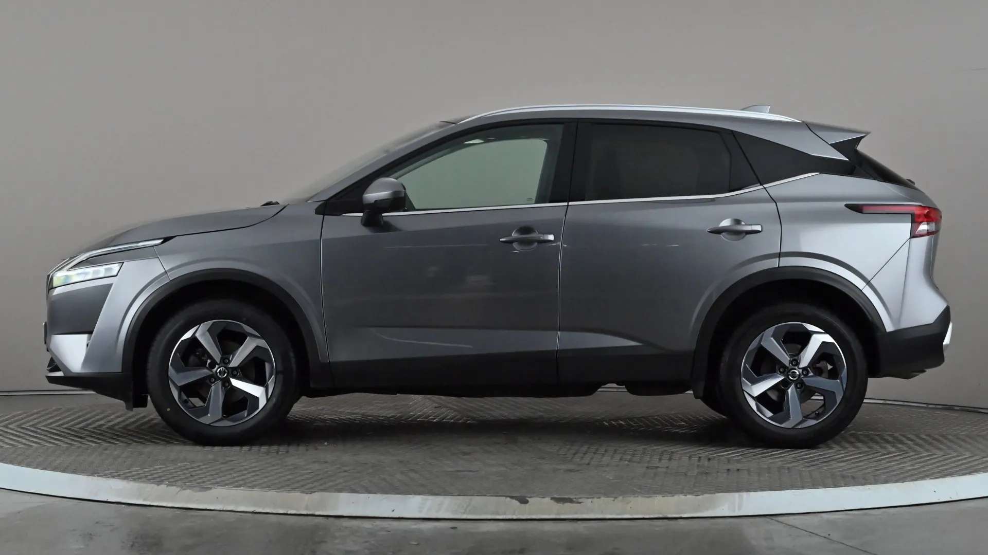 A 2021 NISSAN QASHQAI 1.3 DiG-T MH Premiere Edition A 2021 NISSAN QASHQAI 1.3 DiG-T MH Premiere Edition