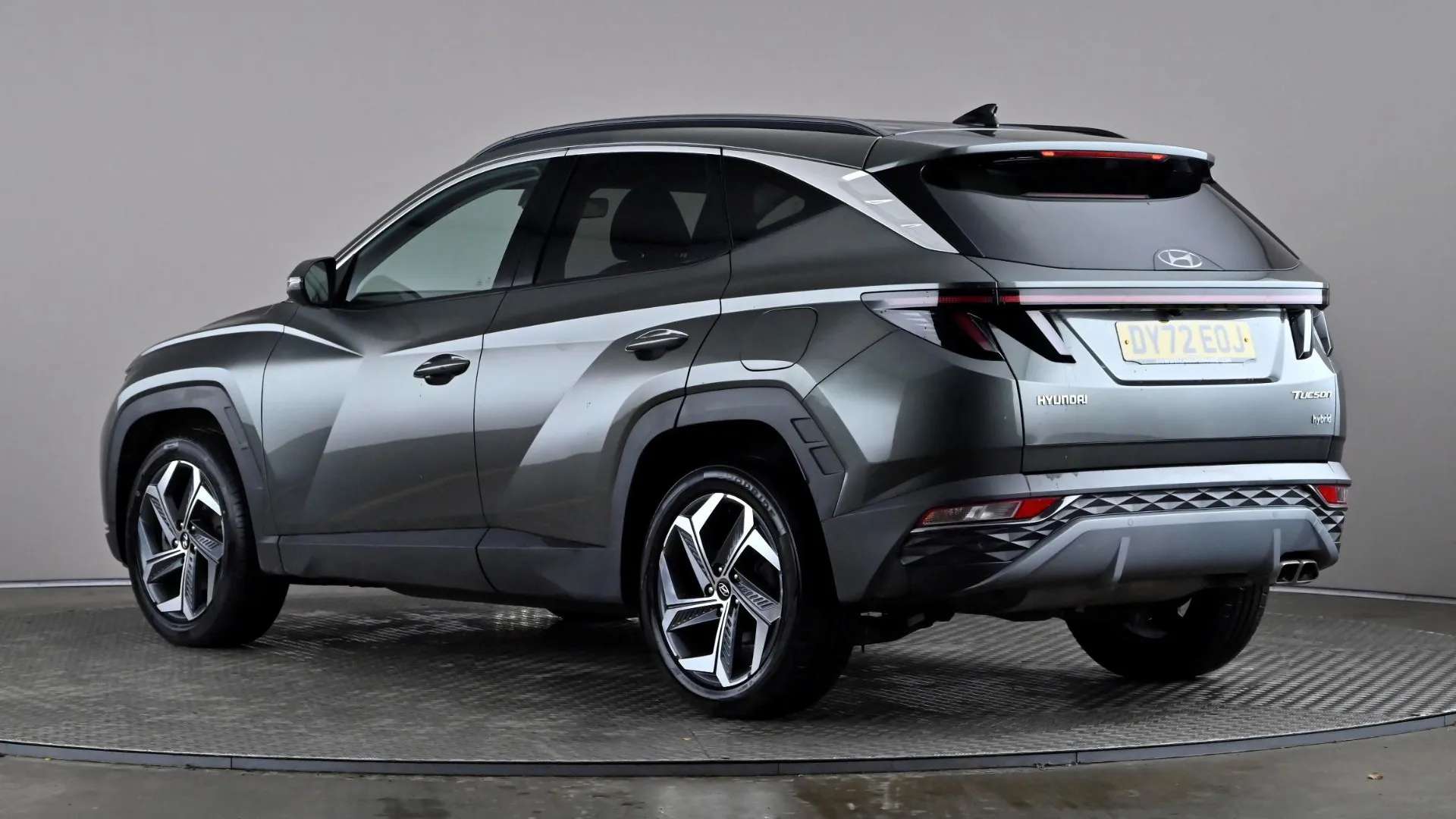 A 2022 HYUNDAI TUCSON 1.6 TGDi Hybrid 230 Premium 2WD Auto A 2022 HYUNDAI TUCSON 1.6 TGDi Hybrid 230 Premium 2WD Auto