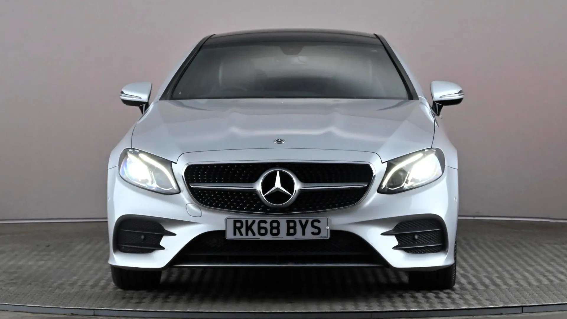 A 2018 MERCEDES-BENZ E CLASS E220d AMG Line Premium 9G-Tronic A 2018 MERCEDES-BENZ E CLASS E220d AMG Line Premium 9G-Tronic