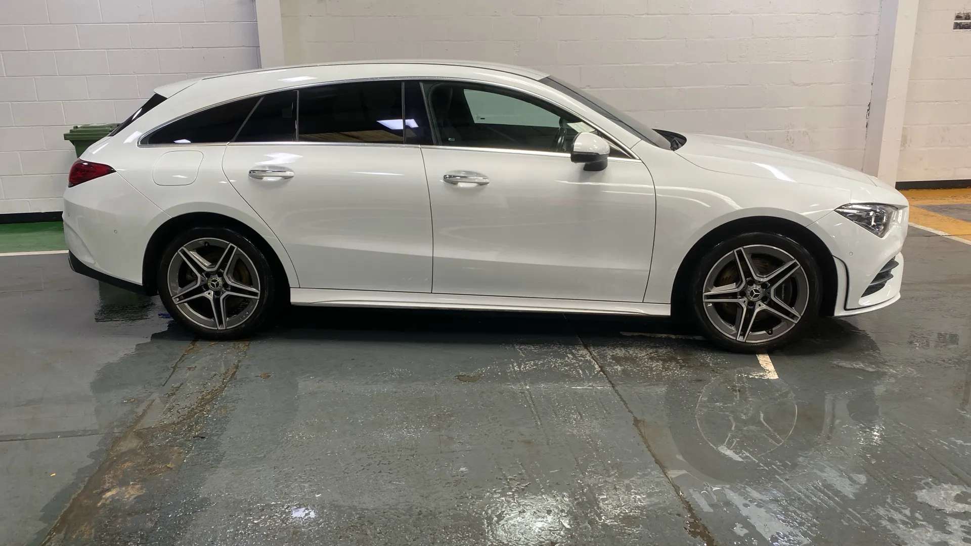 A 2021 MERCEDES-BENZ CLA CLASS CLA 250e AMG Line Premium Tip Auto A 2021 MERCEDES-BENZ CLA CLASS CLA 250e AMG Line Premium Tip Auto