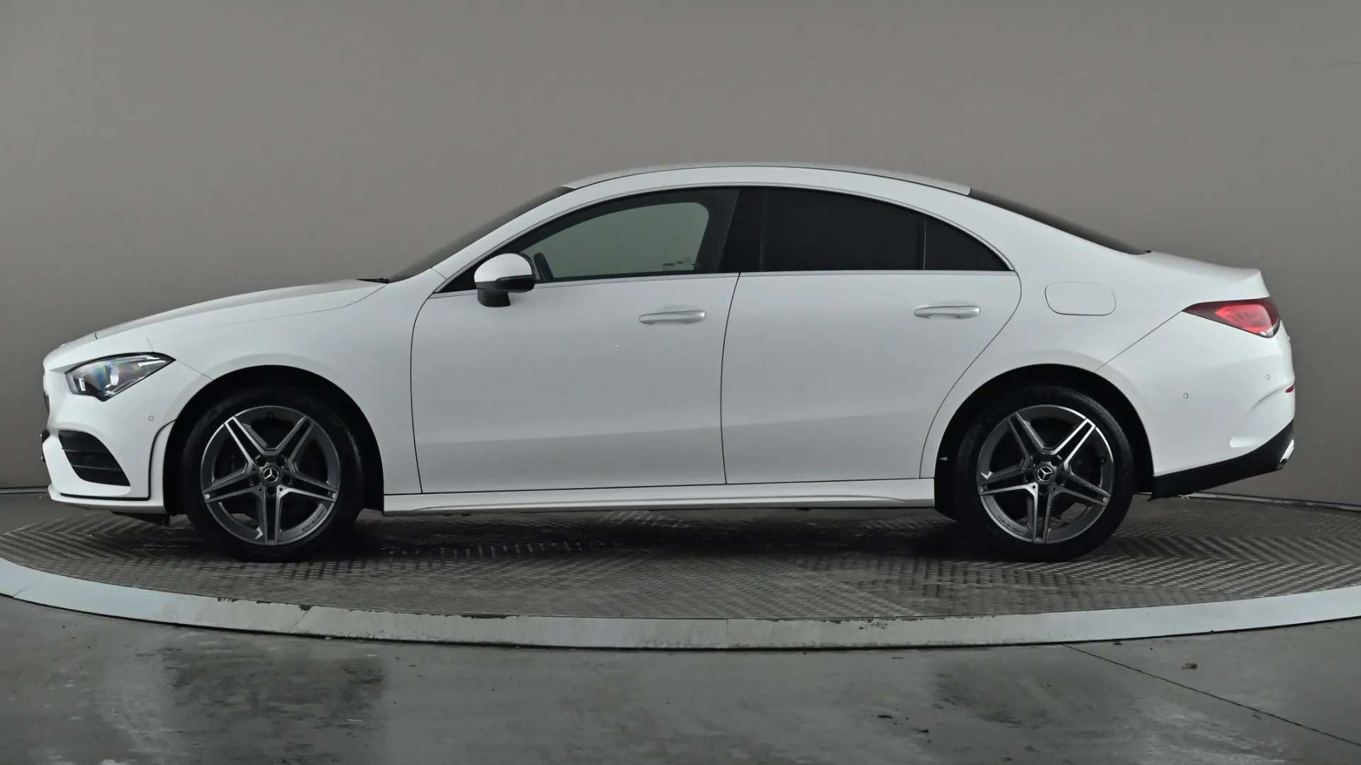 A 2022 MERCEDES-BENZ CLA CLASS CLA 250e AMG Line Premium Tip Auto A 2022 MERCEDES-BENZ CLA CLASS CLA 250e AMG Line Premium Tip Auto