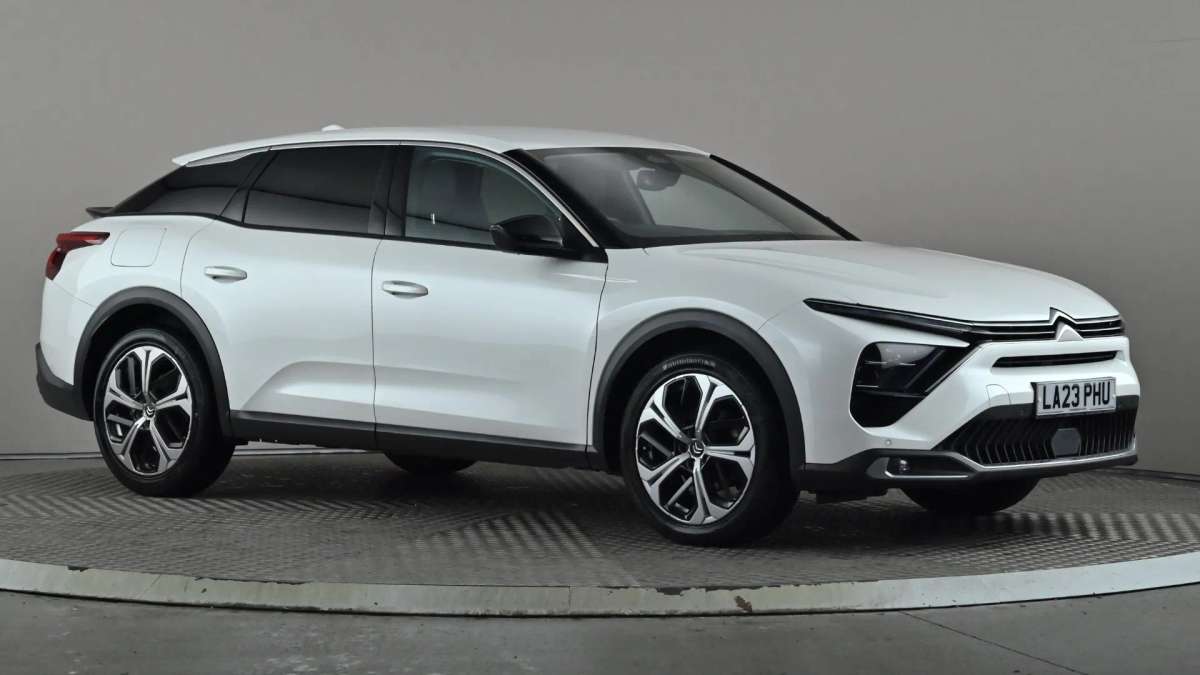 Check out this Citroen C5 X 2023 Petrol Automatic