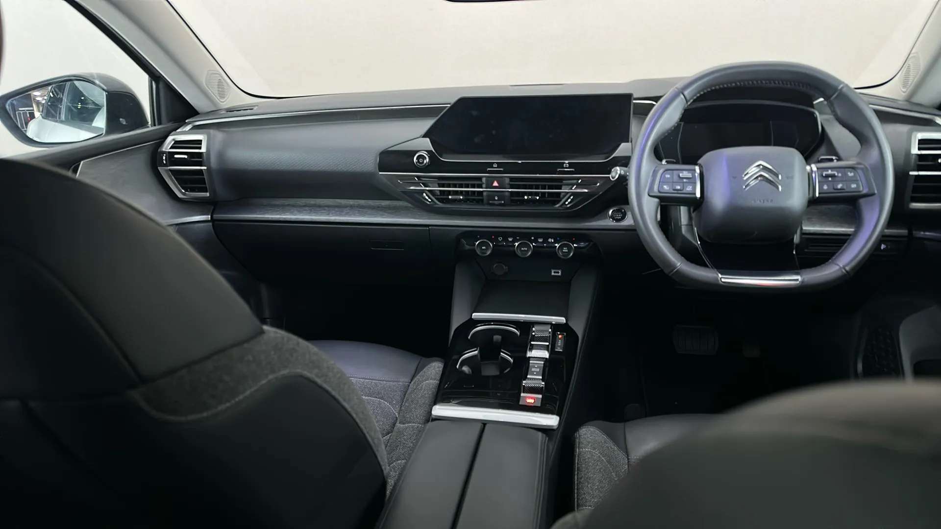 2023 CITROEN C5 X 2023 CITROEN C5 X