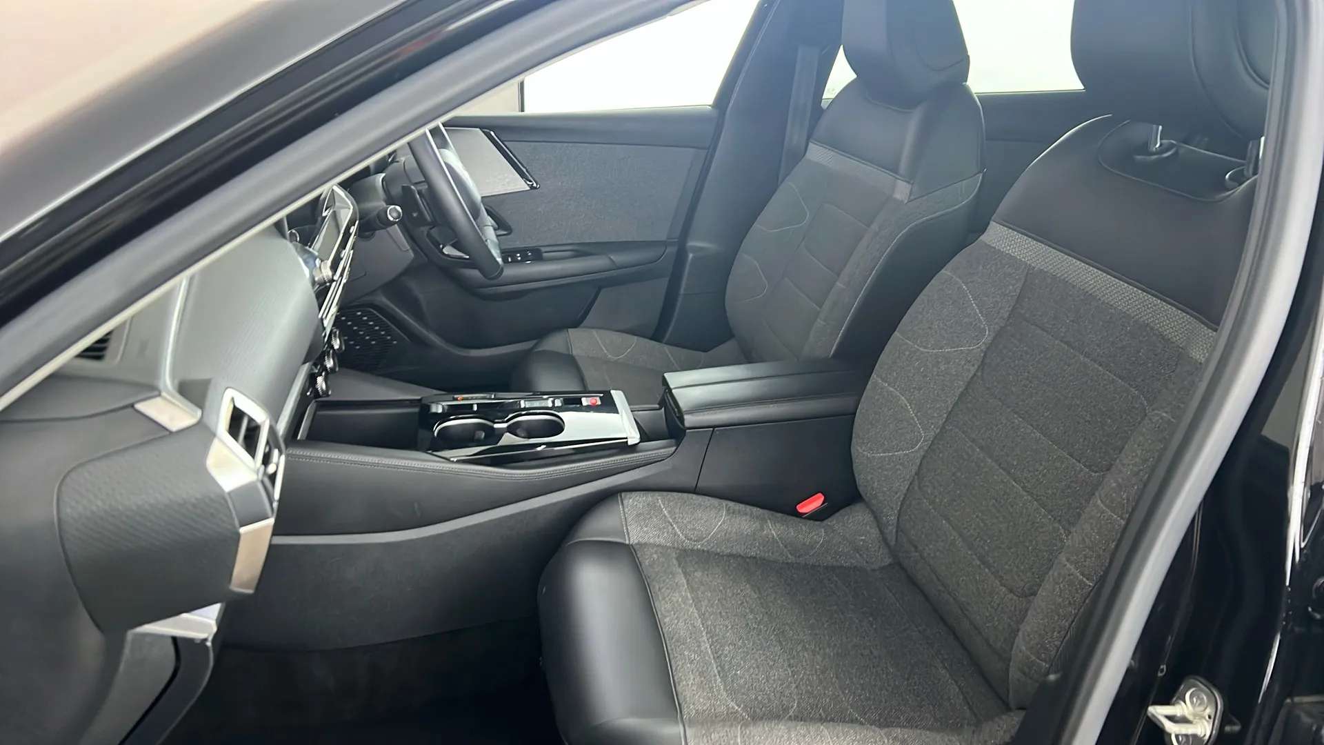 2023 CITROEN C5 X 2023 CITROEN C5 X