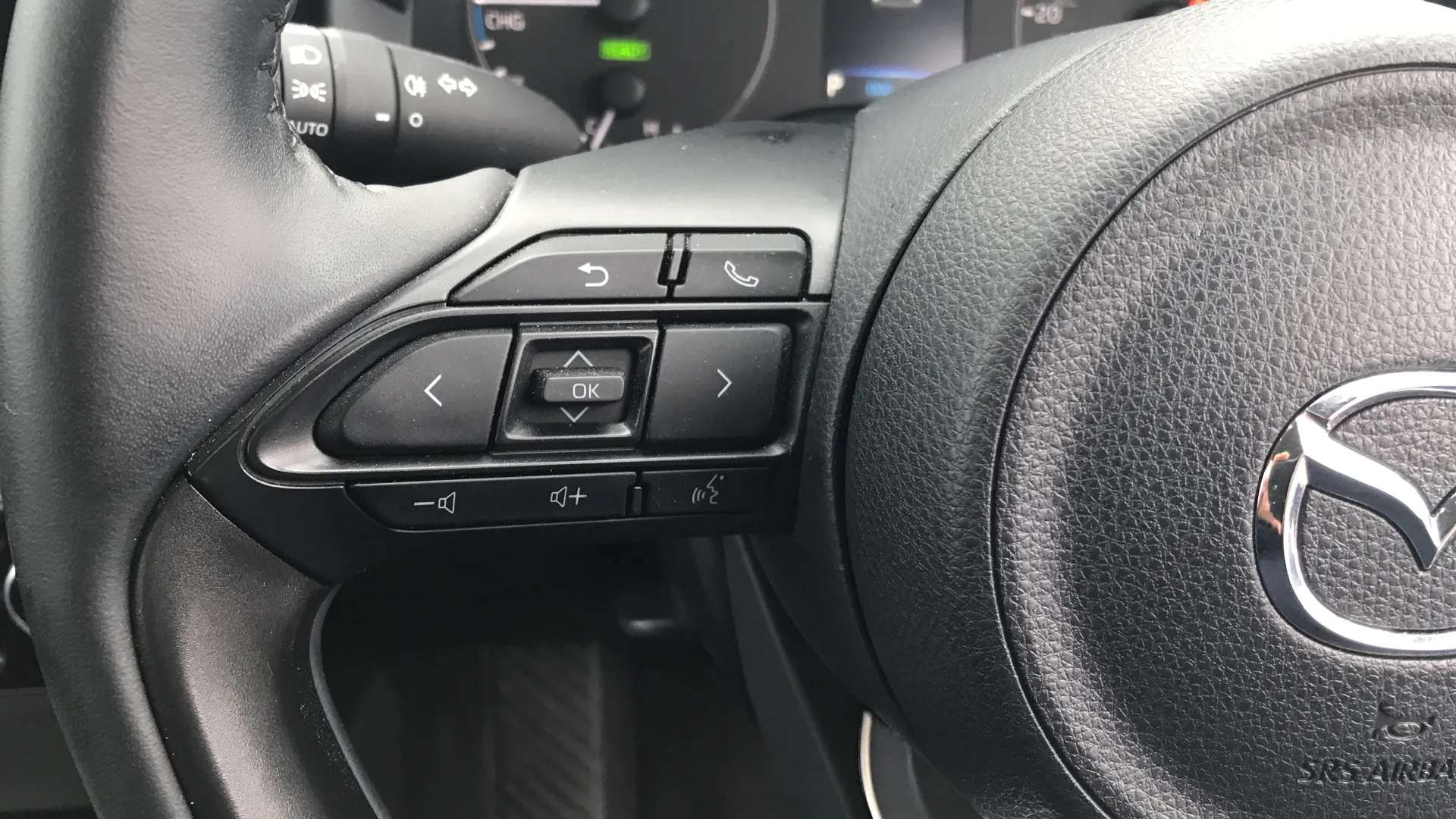 2024 MAZDA 2 HYBRID 2024 MAZDA 2 HYBRID