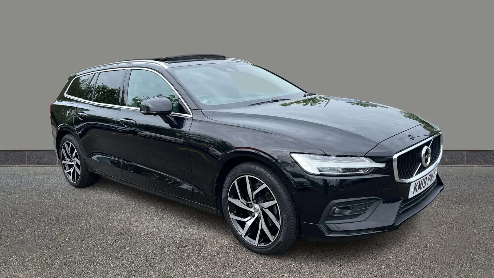 2019 VOLVO V60 2019 VOLVO V60