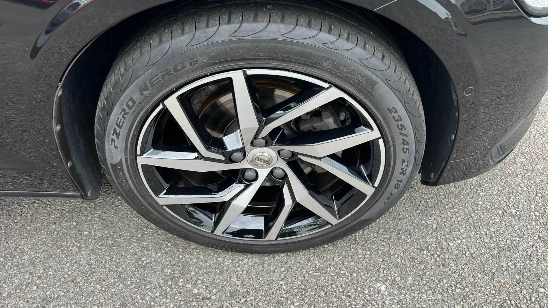 2019 VOLVO V60 2019 VOLVO V60