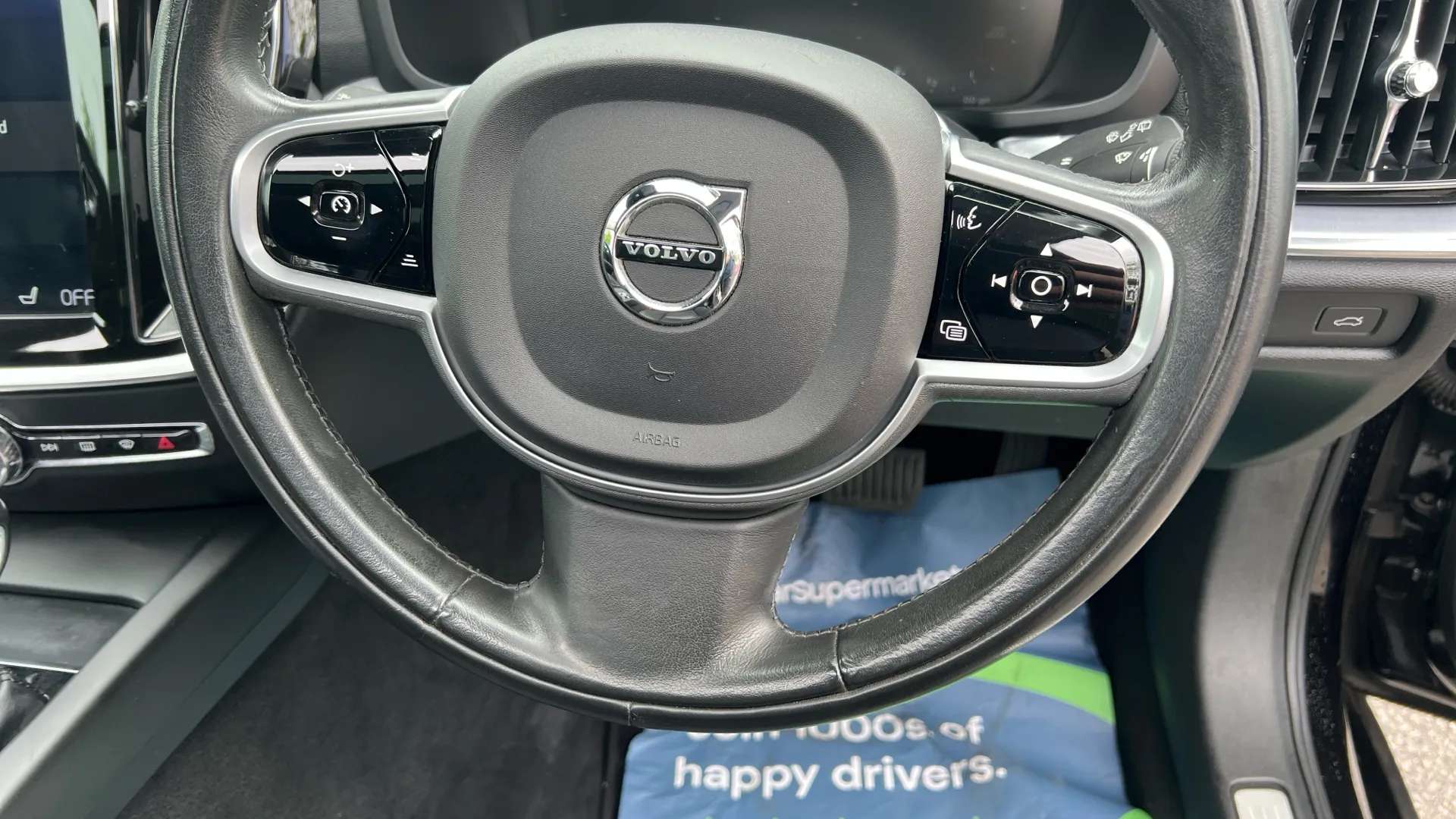 2019 VOLVO V60 2019 VOLVO V60