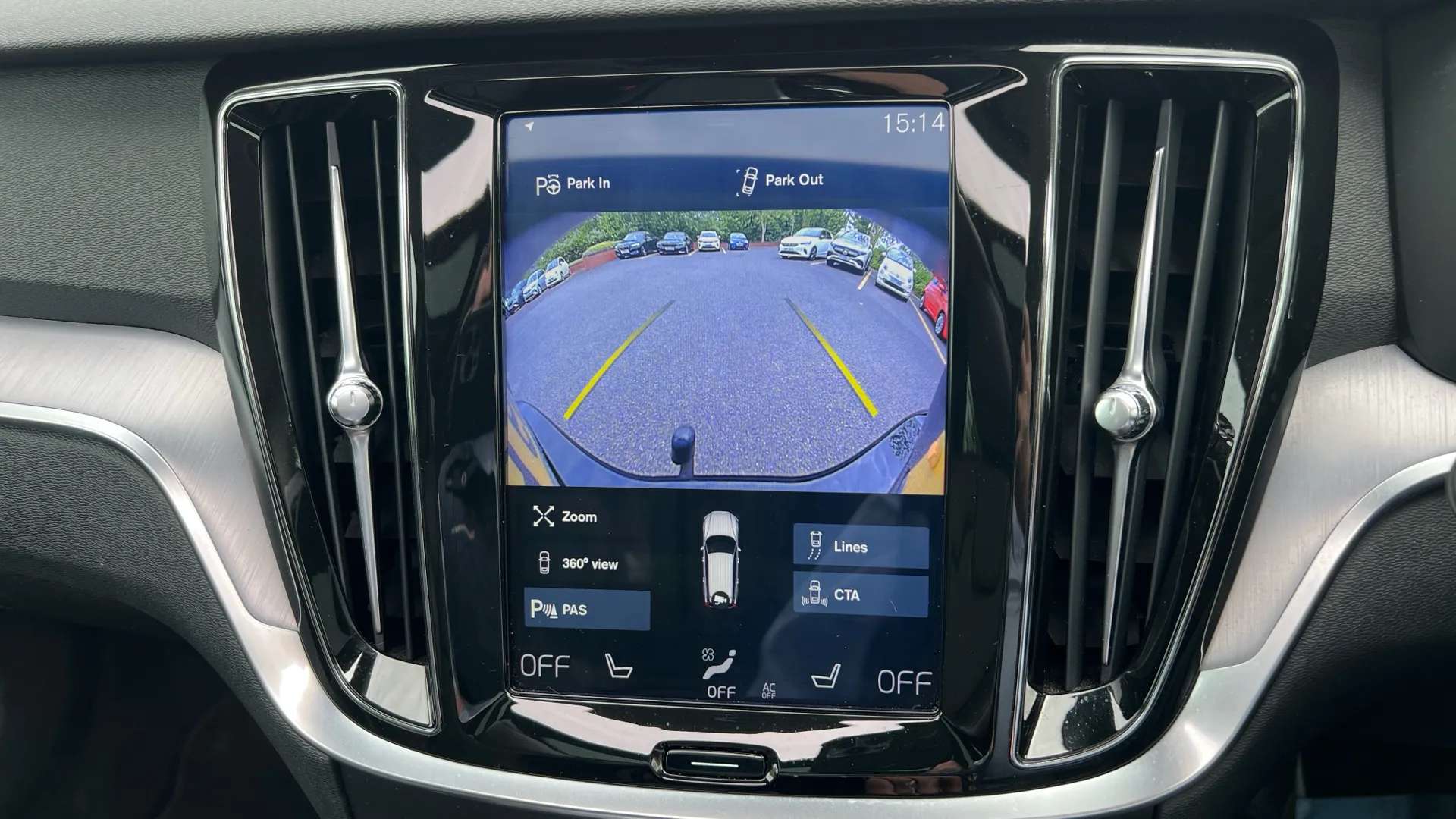 2019 VOLVO V60 2019 VOLVO V60