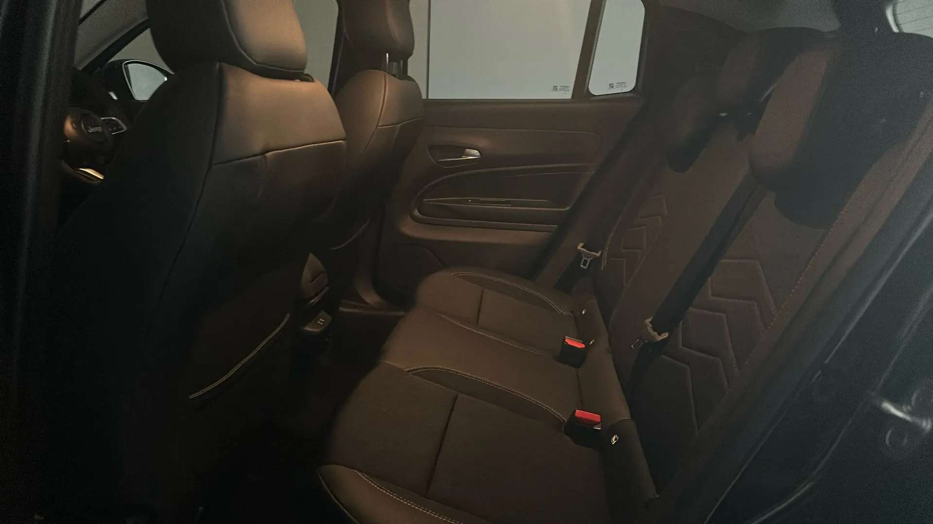 2025 JEEP AVENGER 2025 JEEP AVENGER