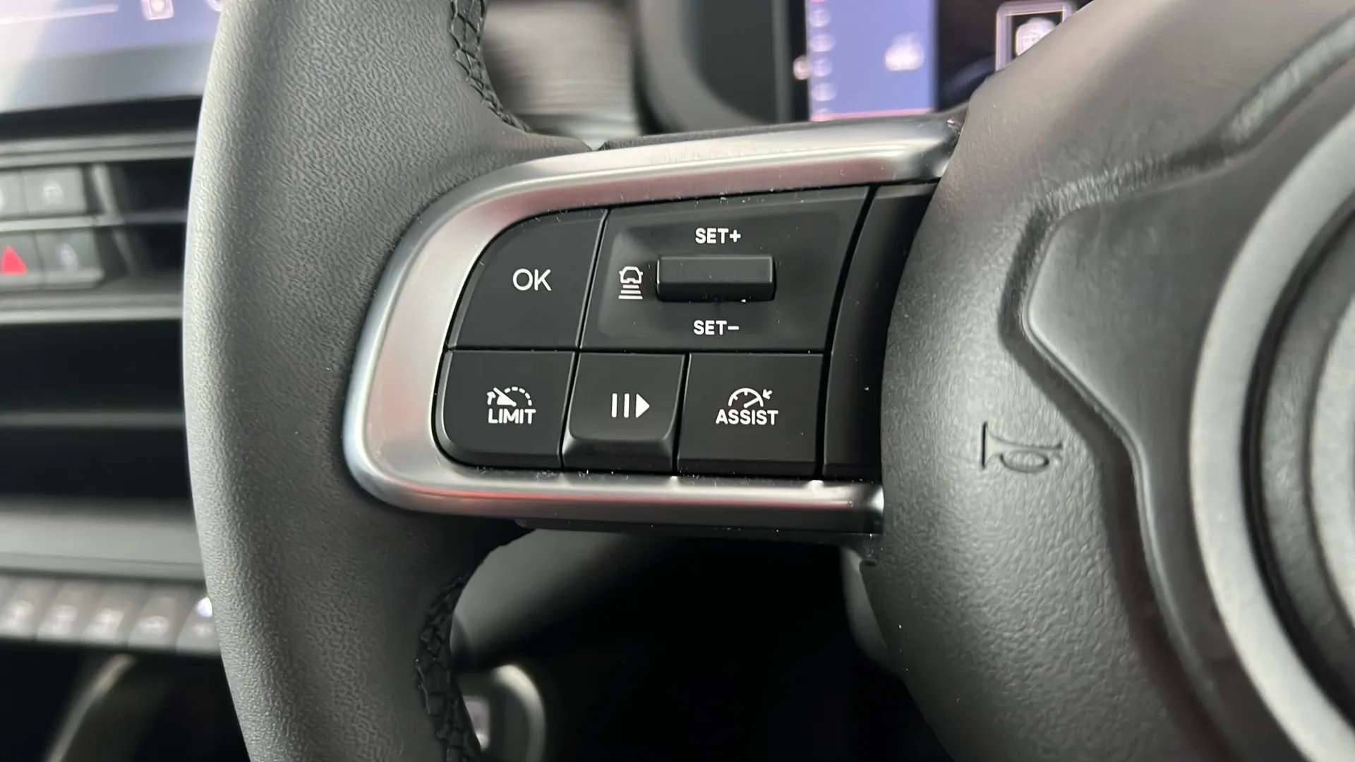 2024 JEEP AVENGER 2024 JEEP AVENGER