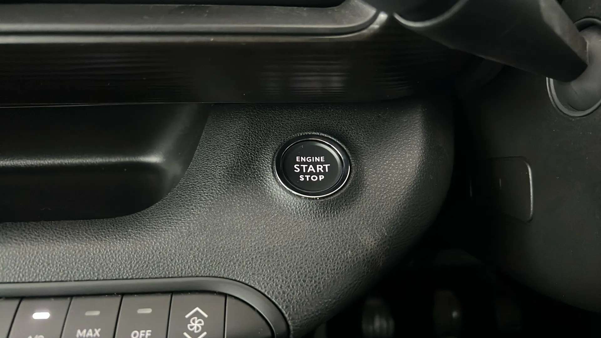 2024 JEEP AVENGER 2024 JEEP AVENGER