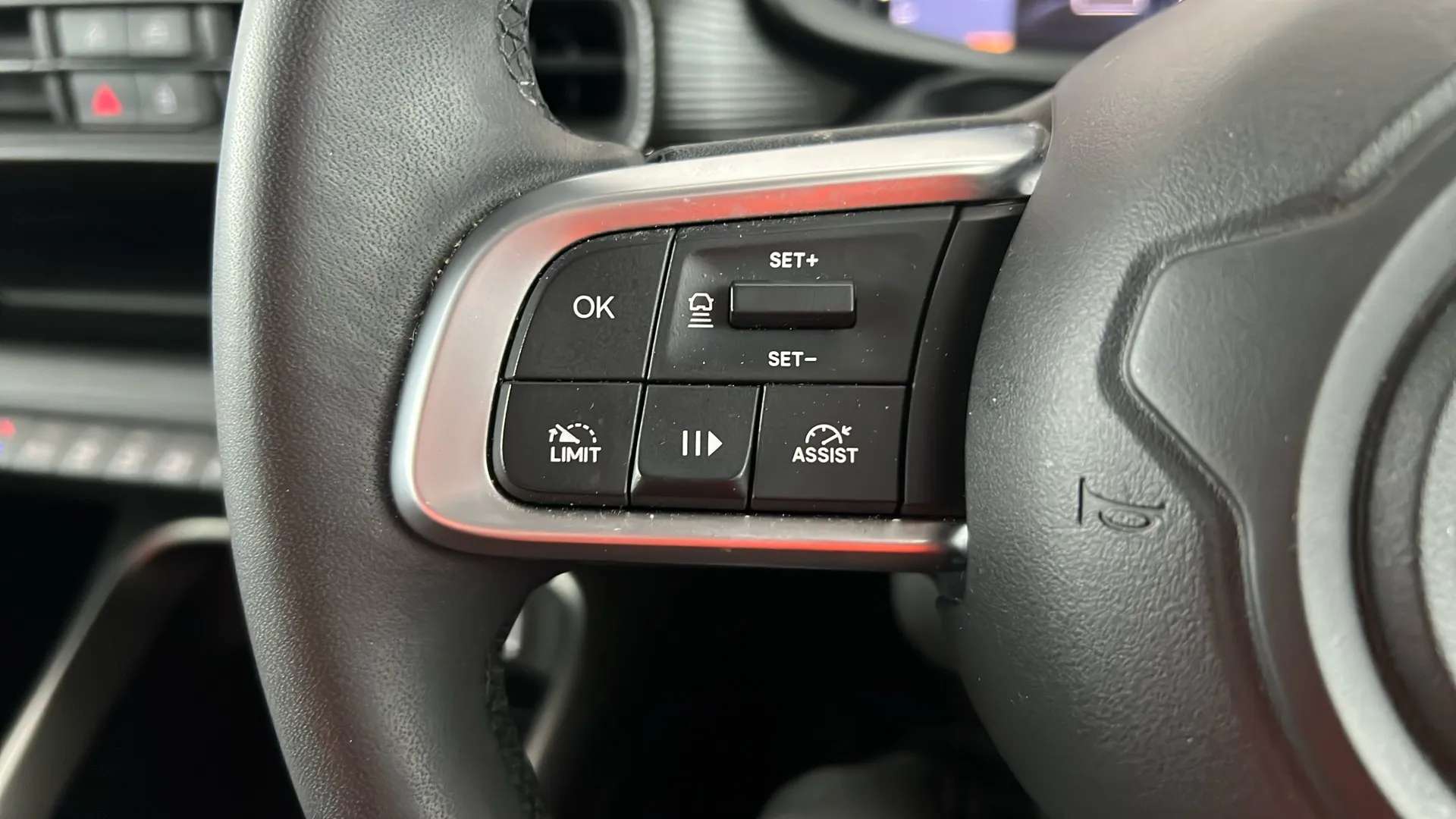 2024 JEEP AVENGER 2024 JEEP AVENGER