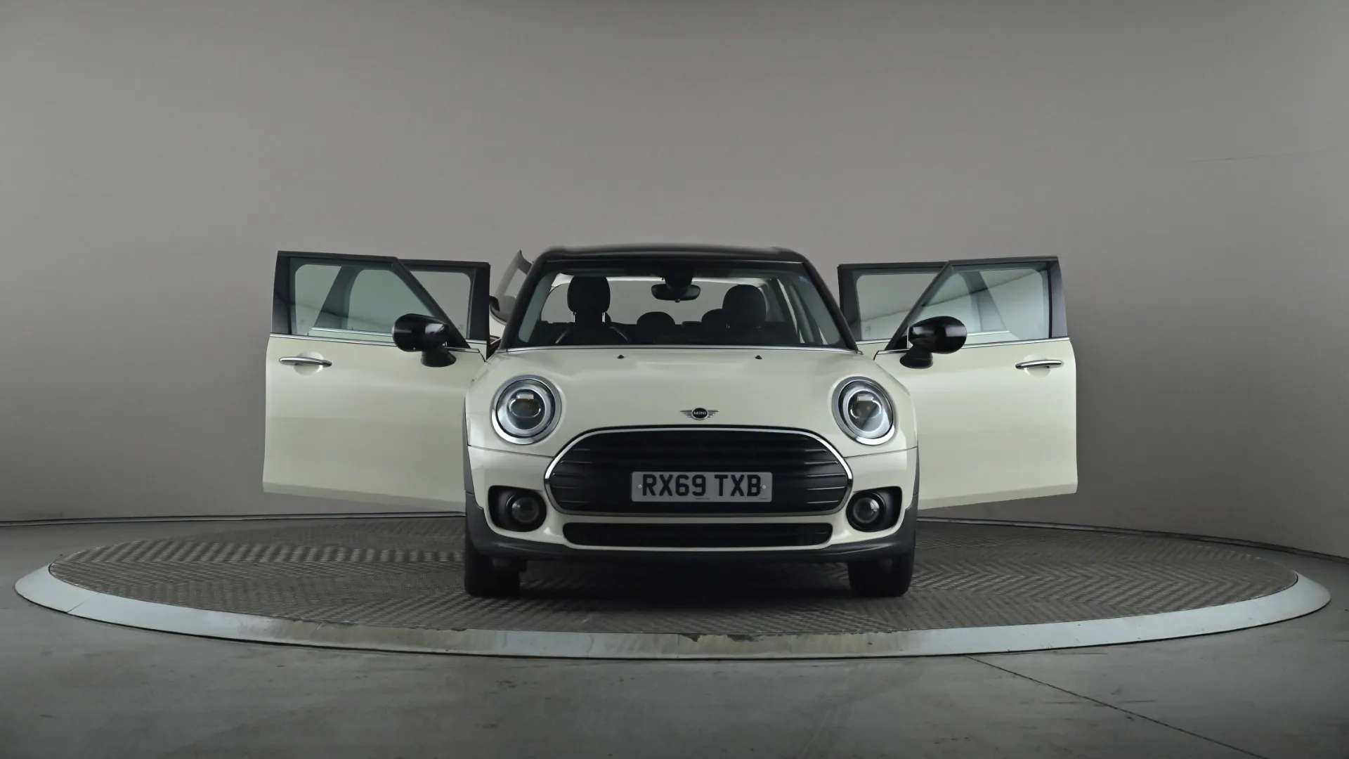 2020 MINI CLUBMAN 2020 MINI CLUBMAN