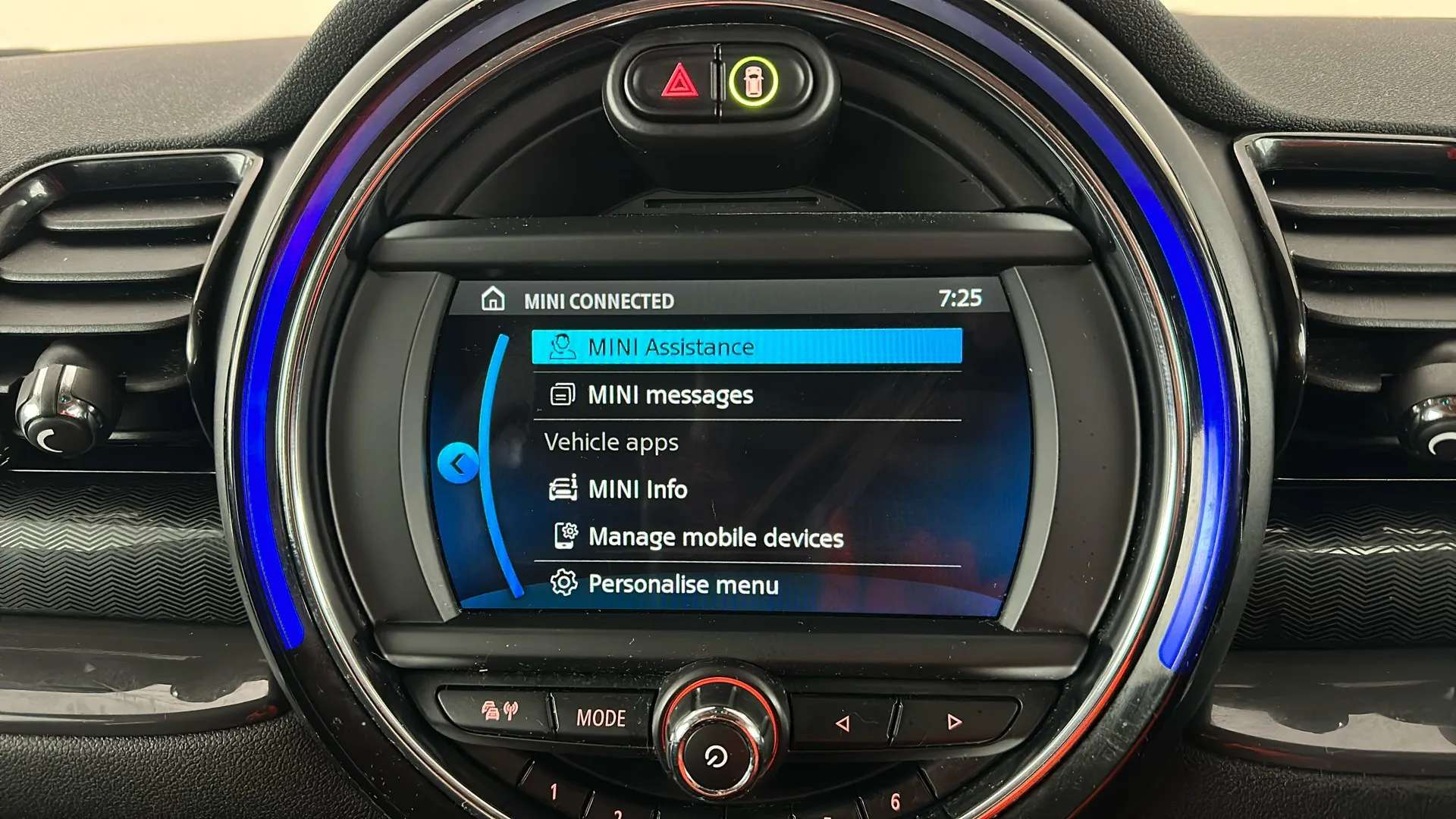 2020 MINI CLUBMAN 2020 MINI CLUBMAN